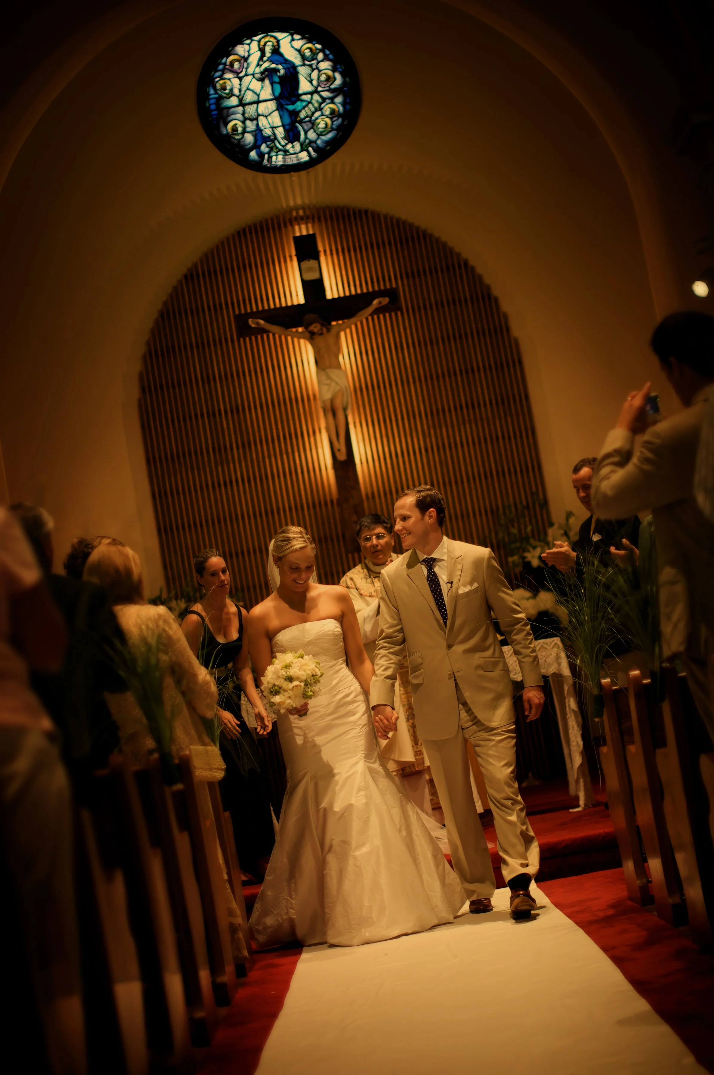 hamptons-wedding-photographer-immaculate-conception-roman-catholic-church-recessional.jpg