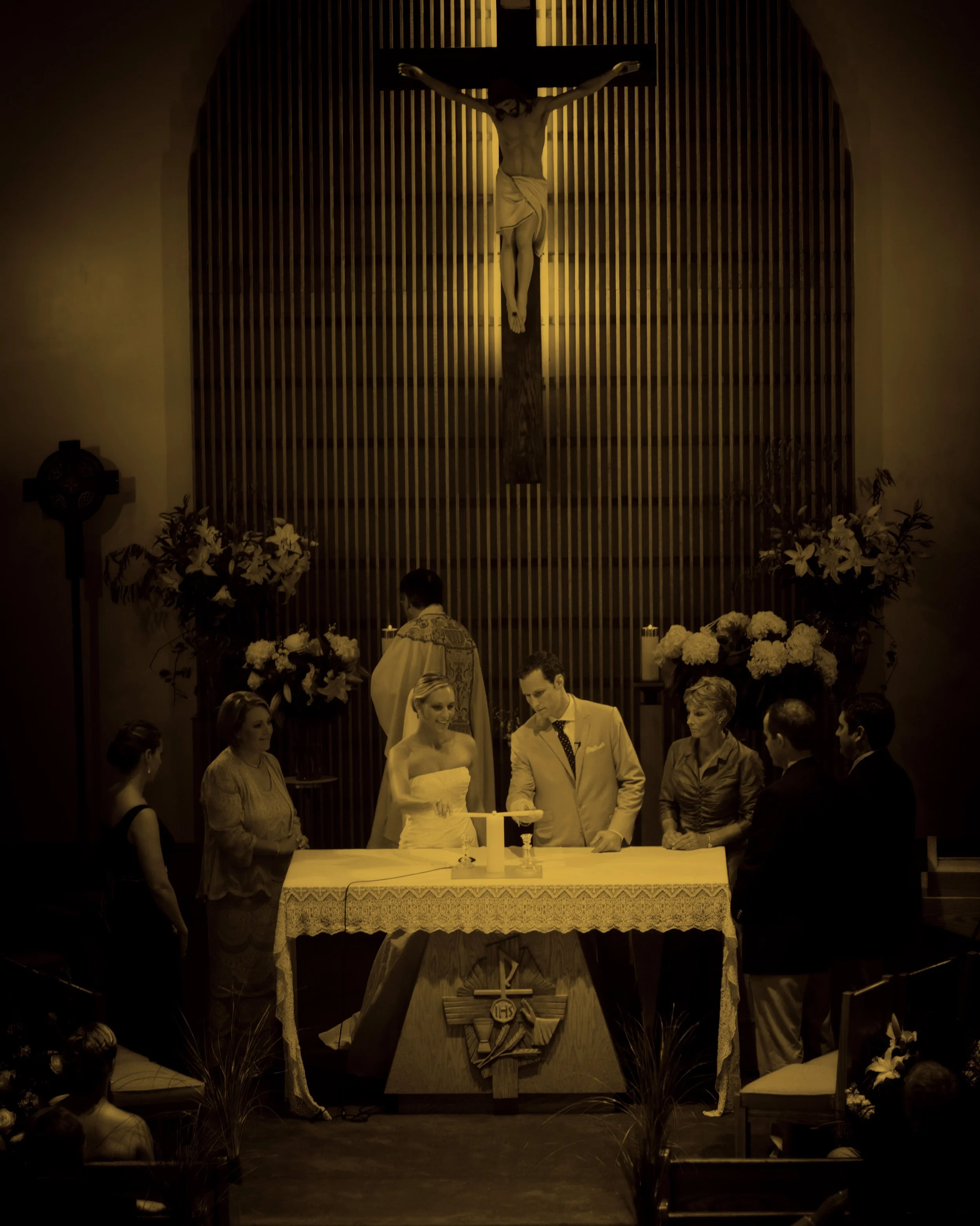 hamptons-wedding-photographer-immaculate-conception-roman-catholic-church-unity-candle.jpg