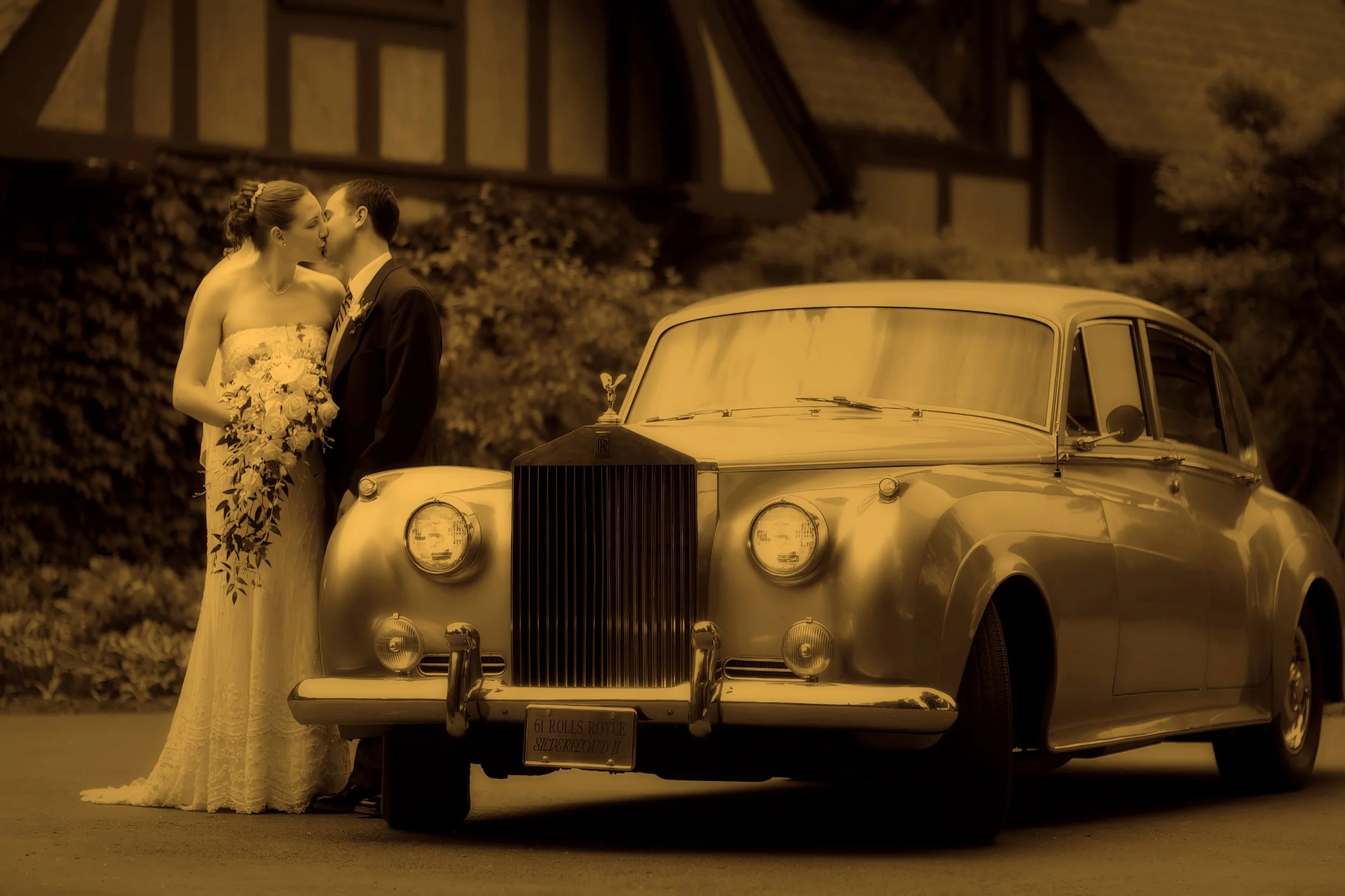 Vintage Elegance at Saint Clements Castle