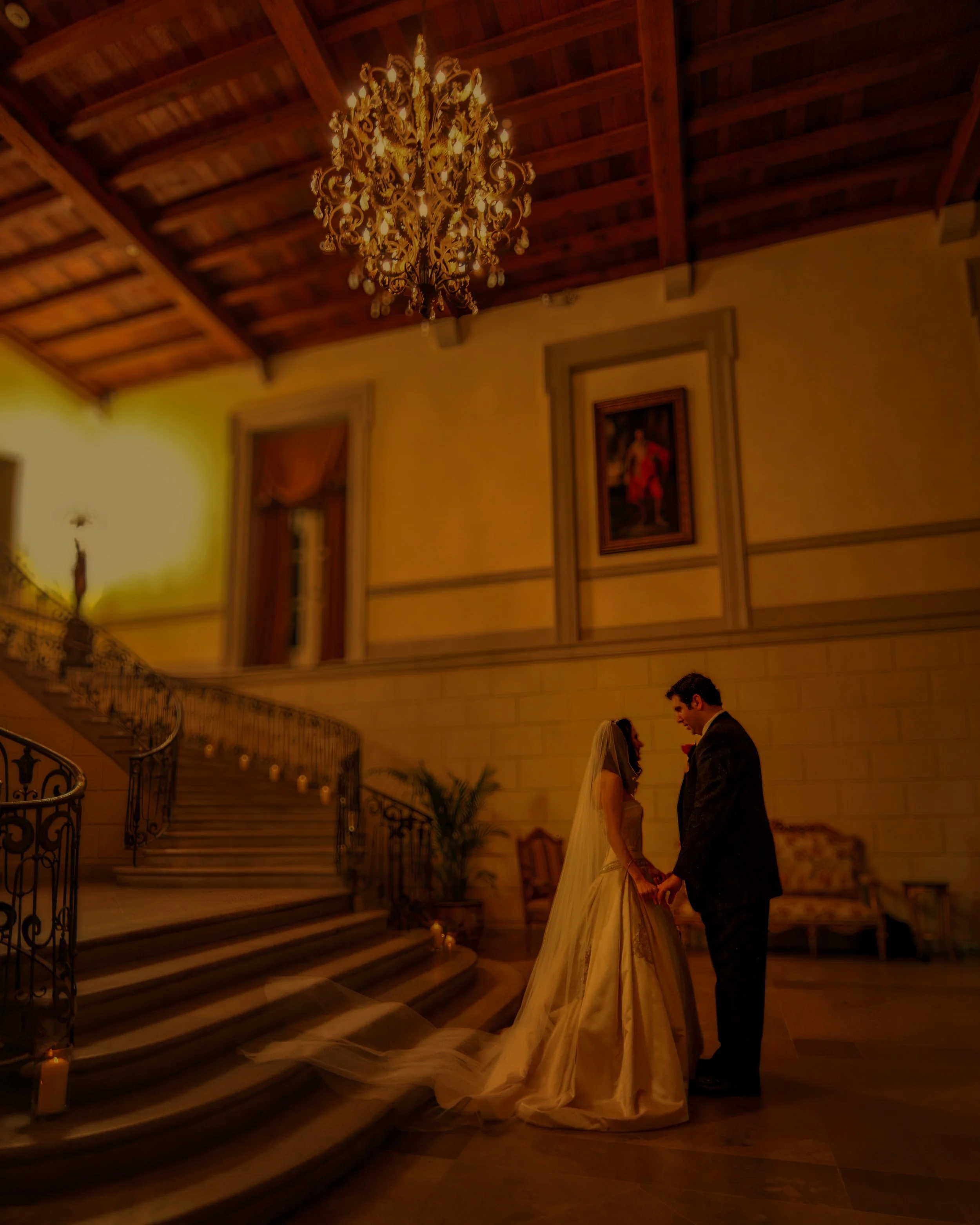 First Look Moment at Oheka Castle