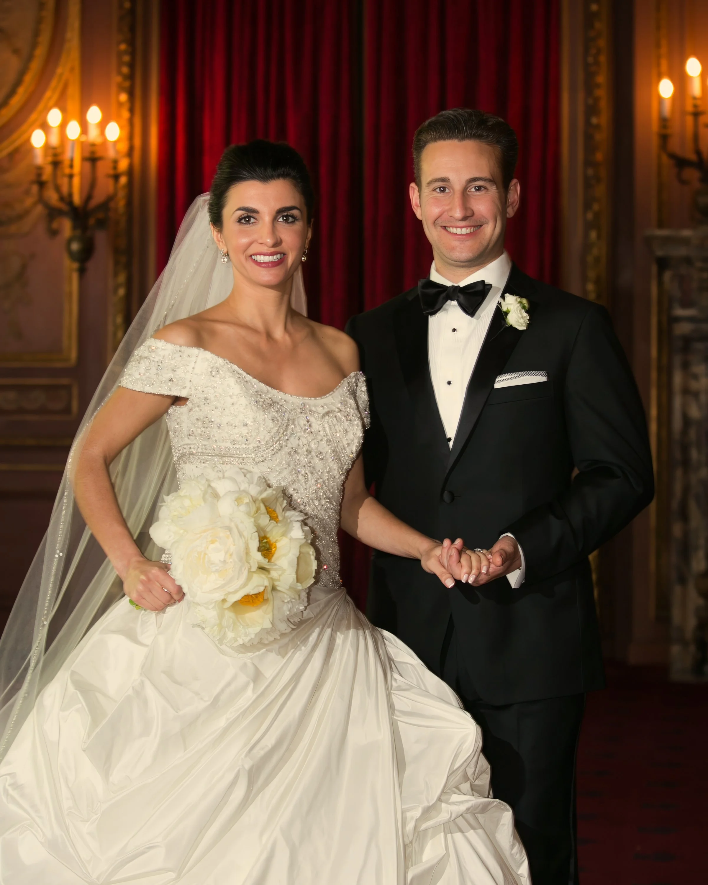 Traditional Bride and Groom Portrait in Salon at Metropolitan Club NYC
