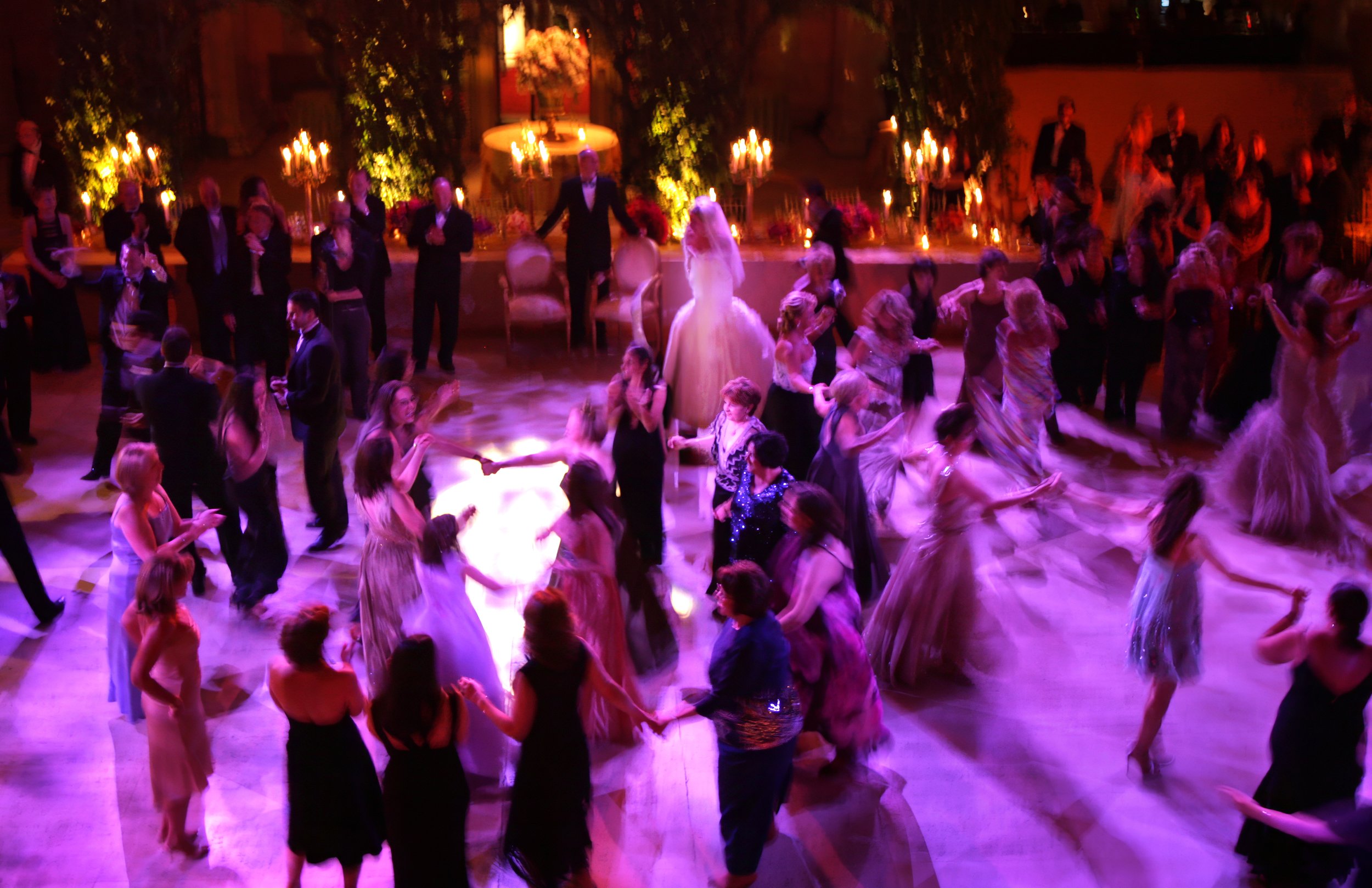 cipriani-wall-street-wedding-reception-dancing-motion.jpg
