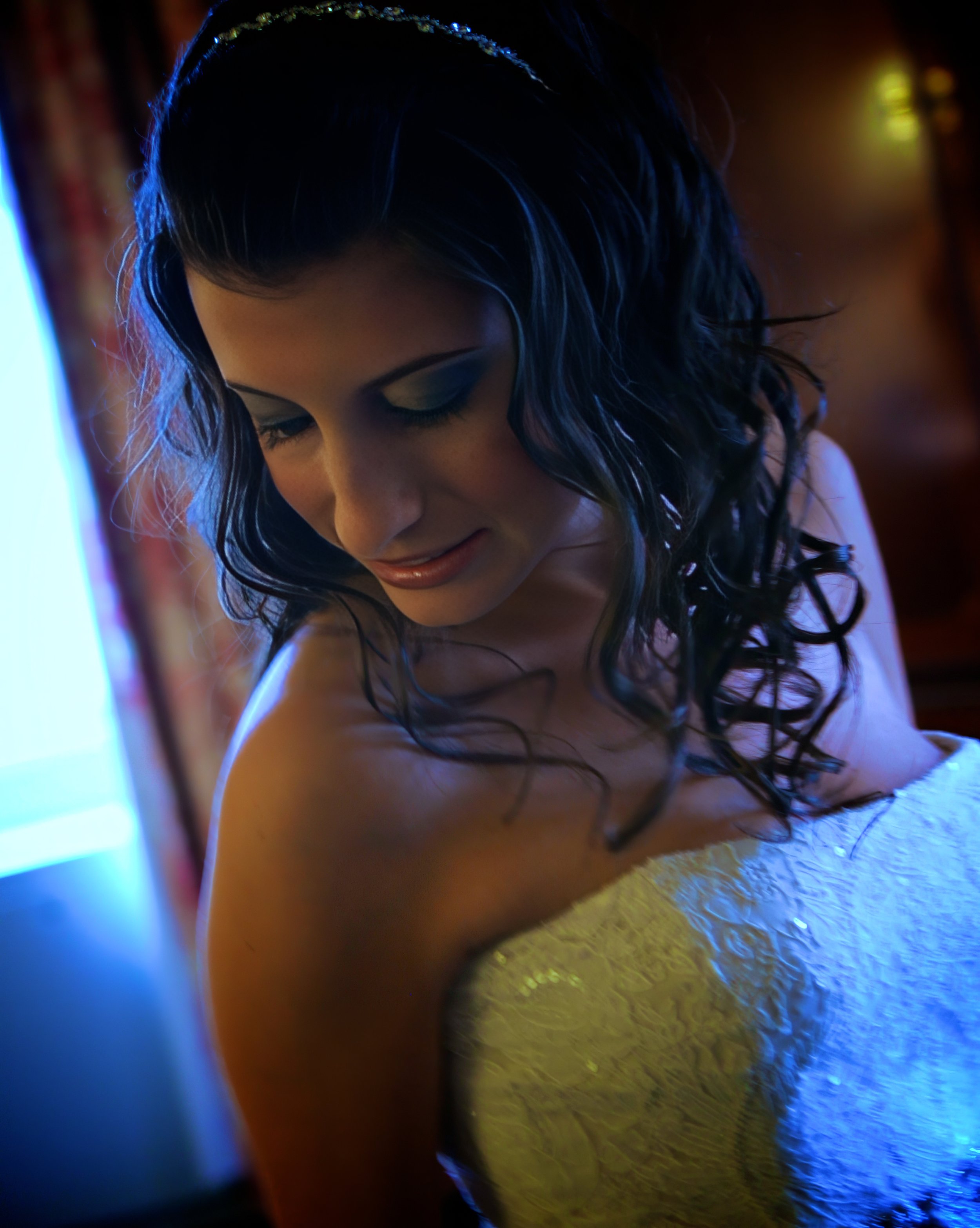 Bridal Getting Ready Candid in Yale Club NYC Suite