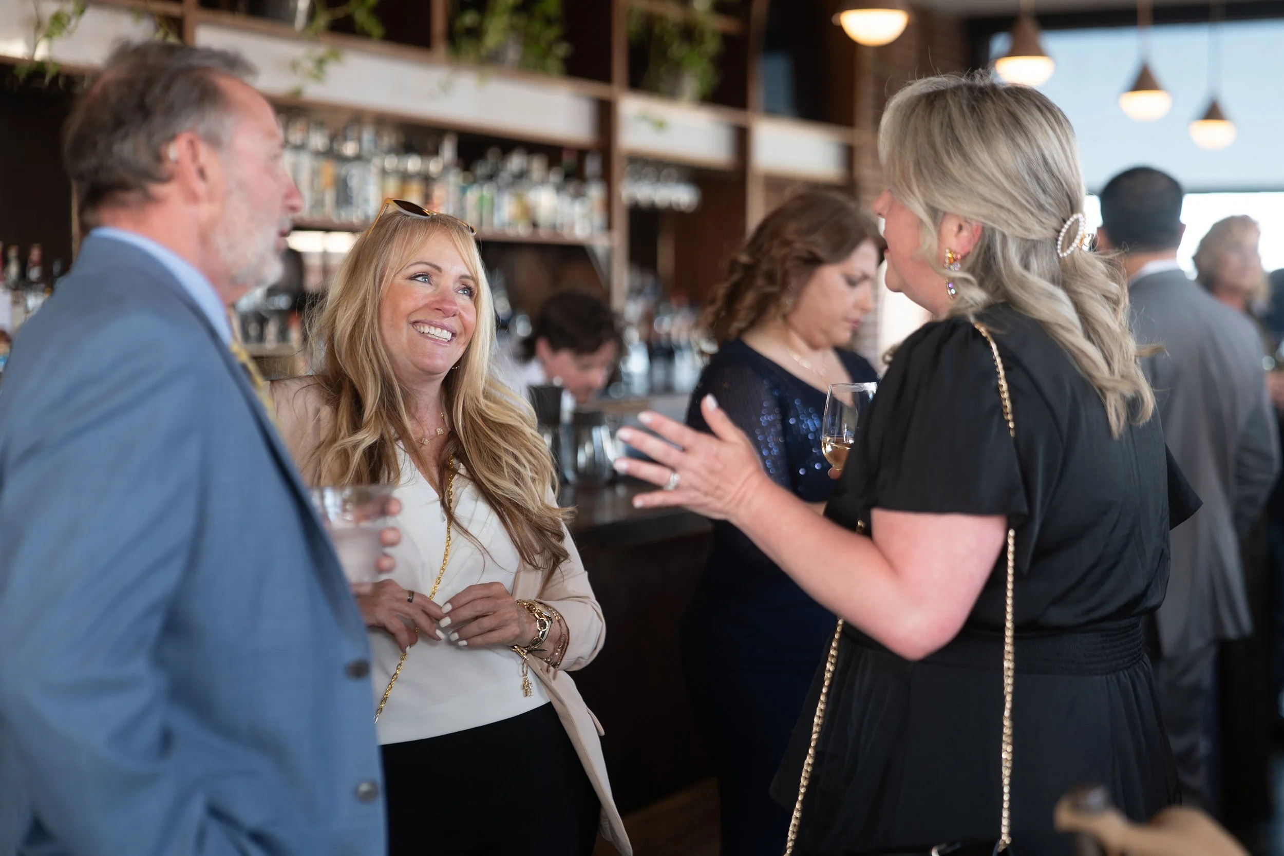 savannah-corporate-event-photographer-rooftop-cocktail-hour.jpg