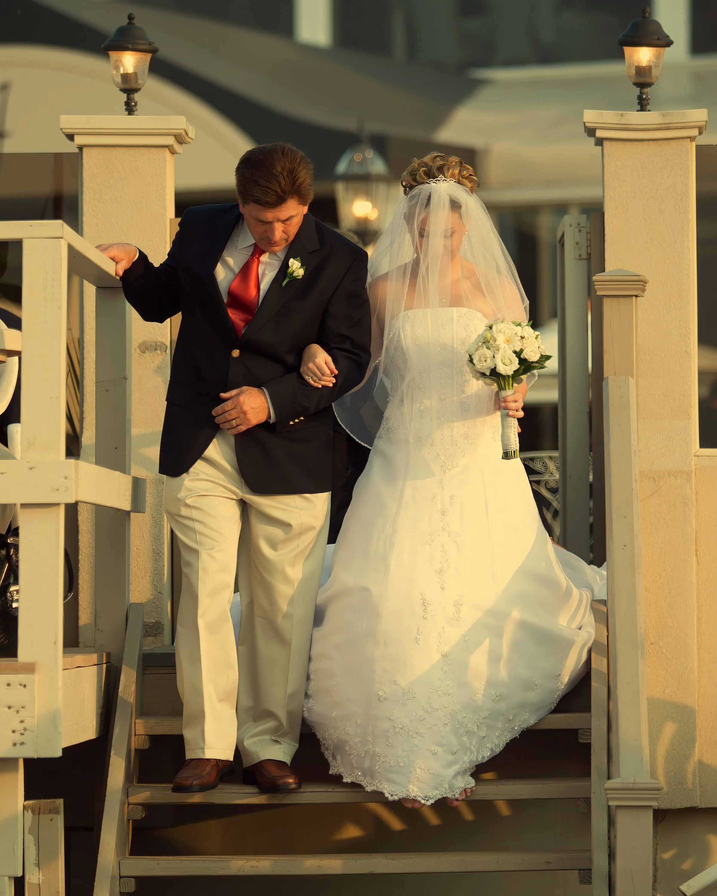 anthonys-ocean-view-wedding-ceremony-beach-processional.jpg