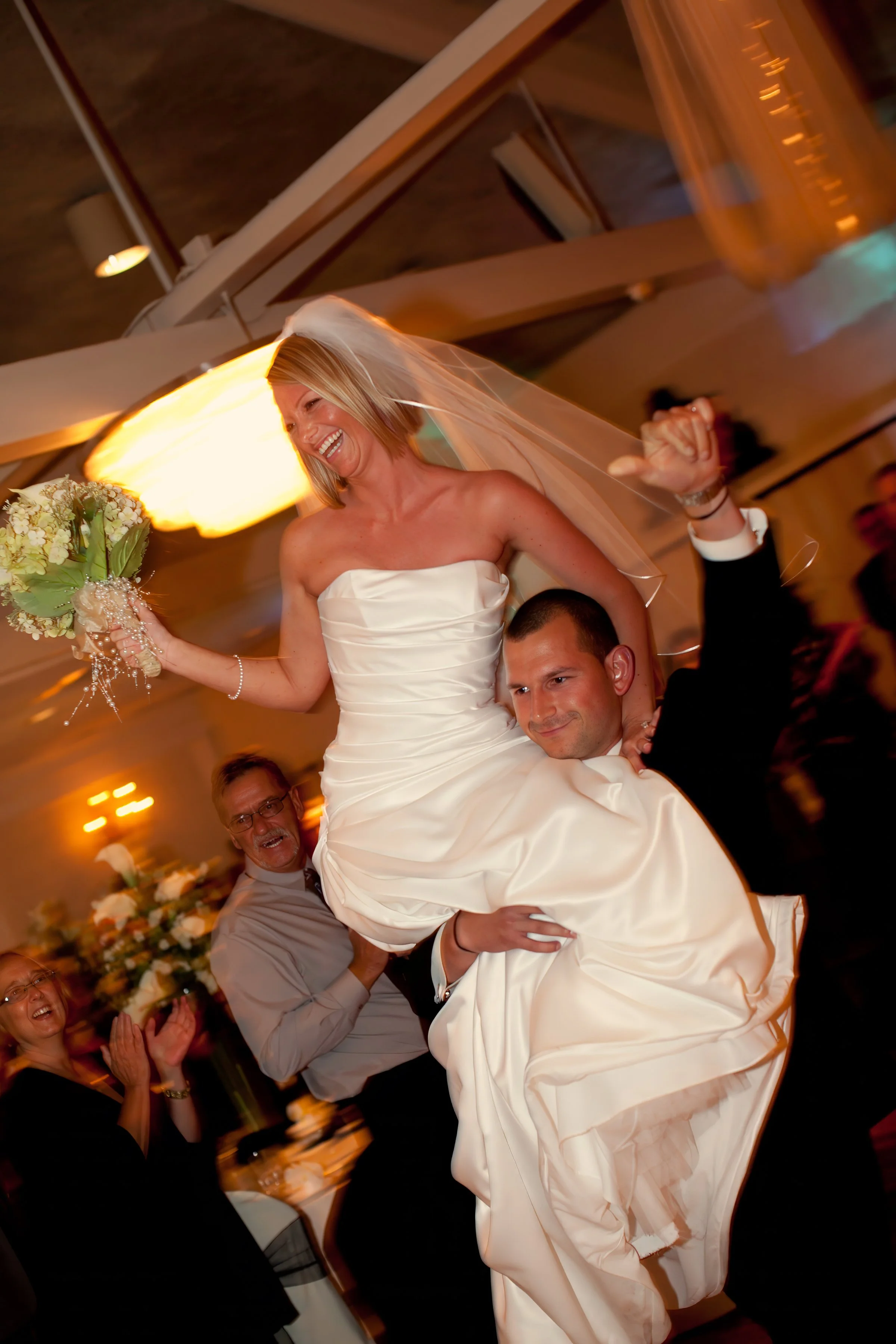 Grand Entrance Lift at Amarante’s Sea Cliff Reception