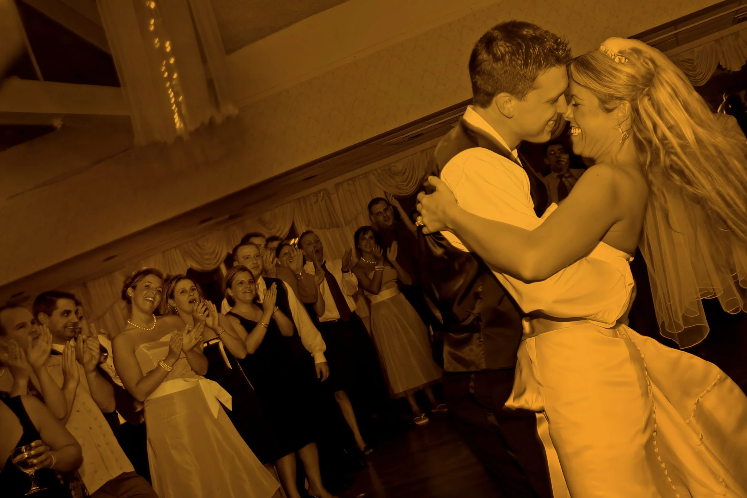 Romantic First Dance at Amarante’s Sea Cliff