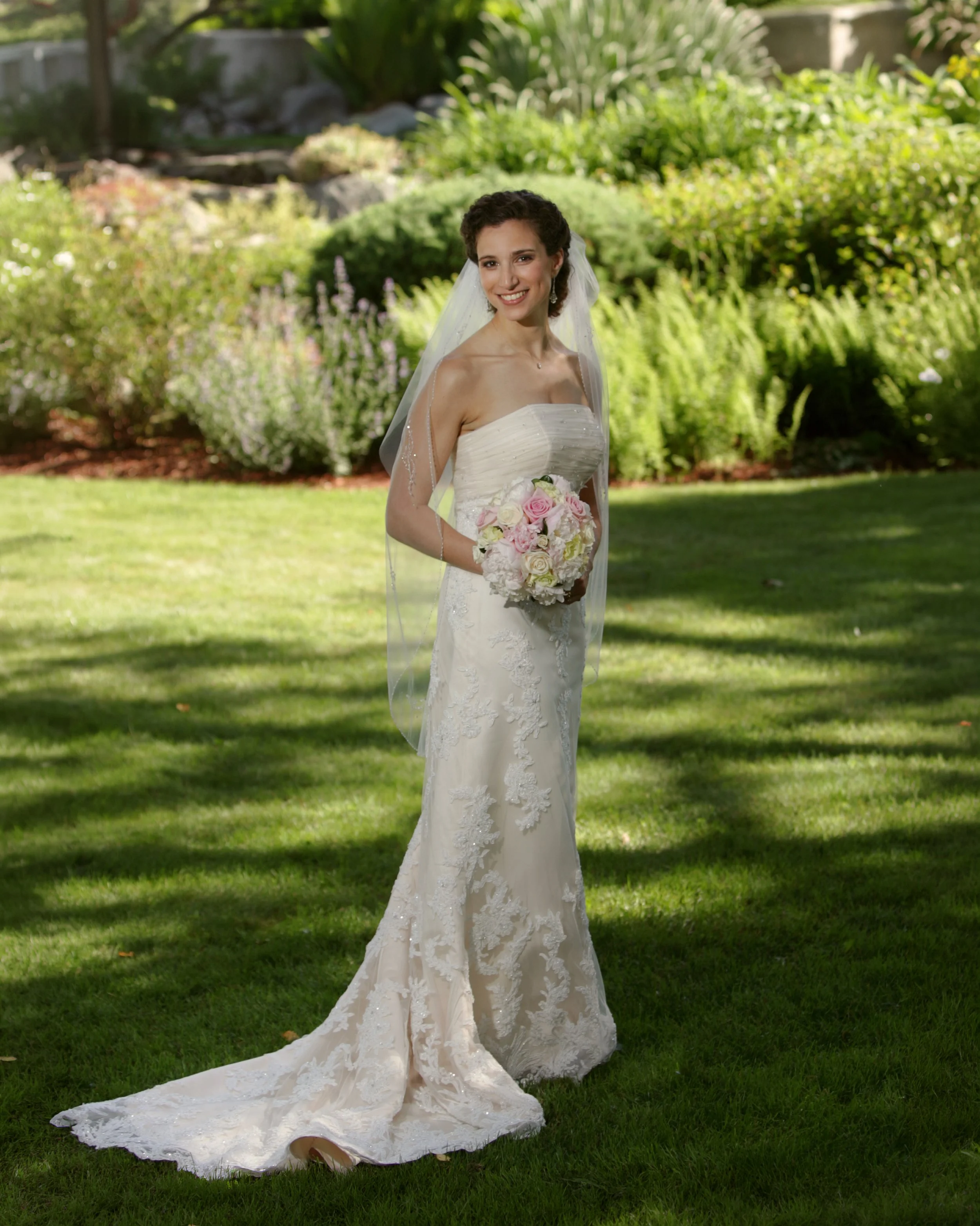 Garden Bridal Portrait at Spa at Norwich Inn