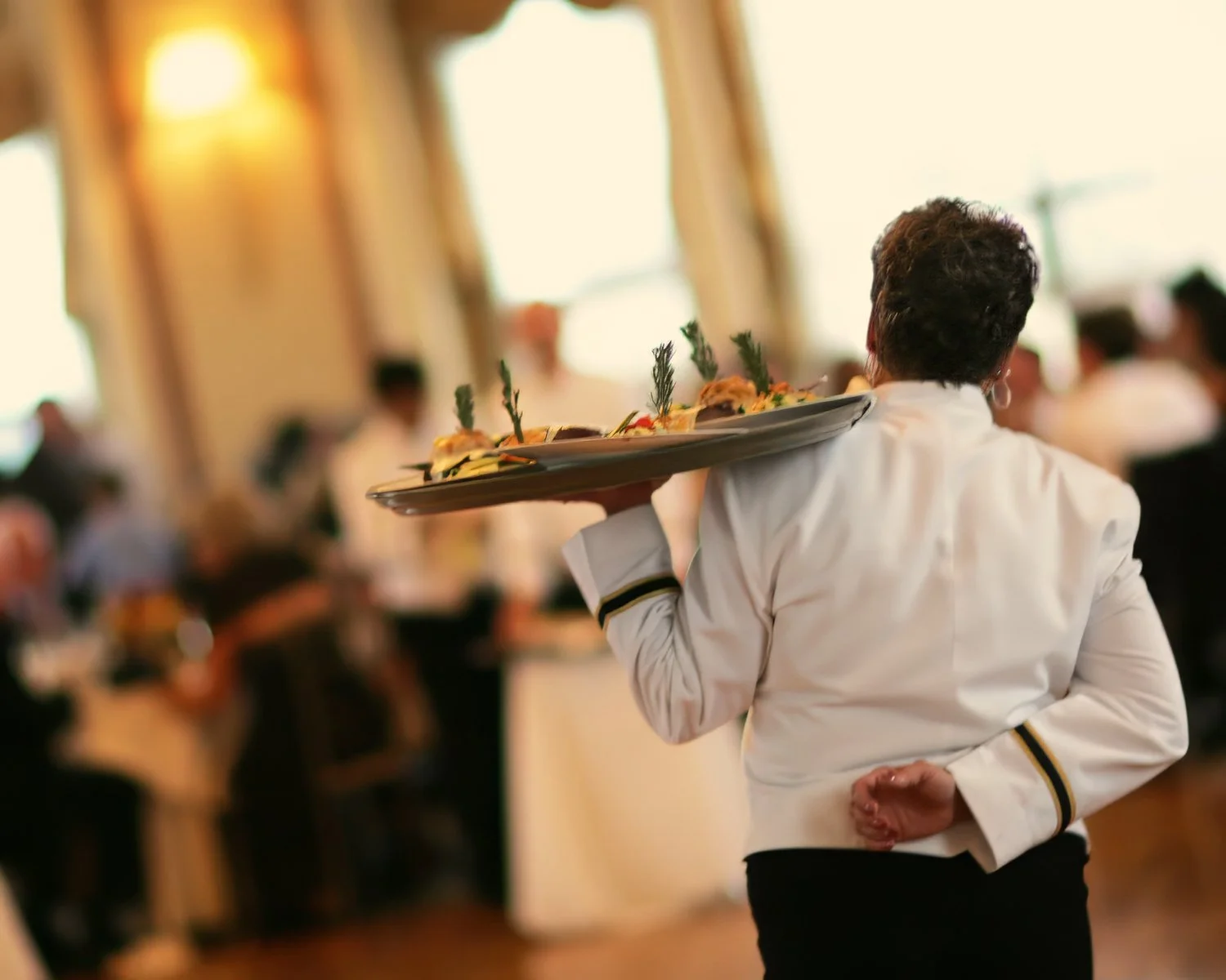 bond-ballroom-wedding-reception-food-service.jpg