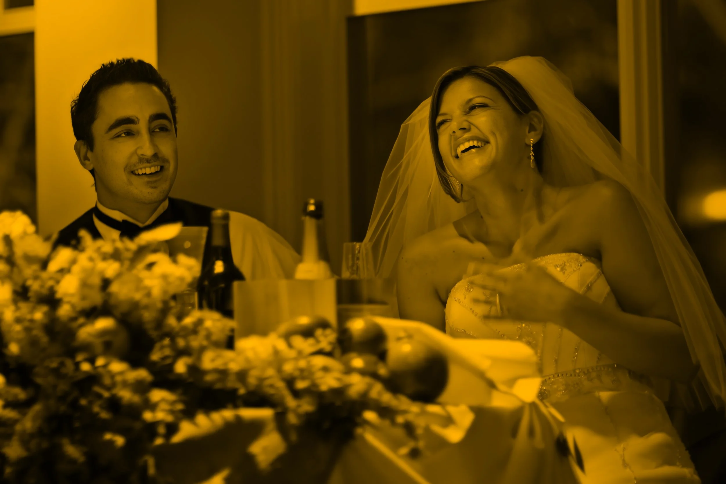waterview-monroe-ct-dinner-table-bride-groom-joy.jpg