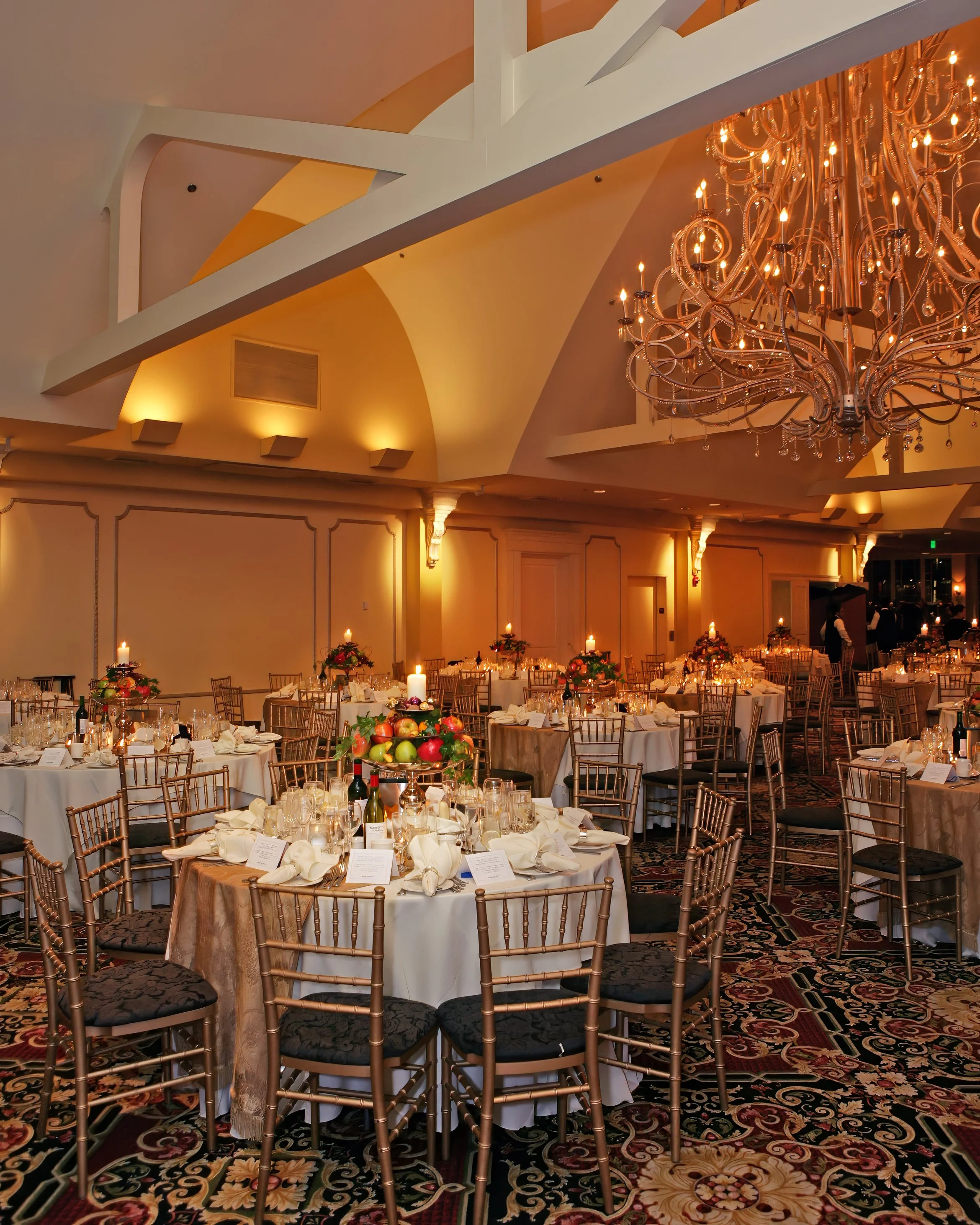 waterview-monroe-ct-wedding-reception-ballroom-decor.jpg