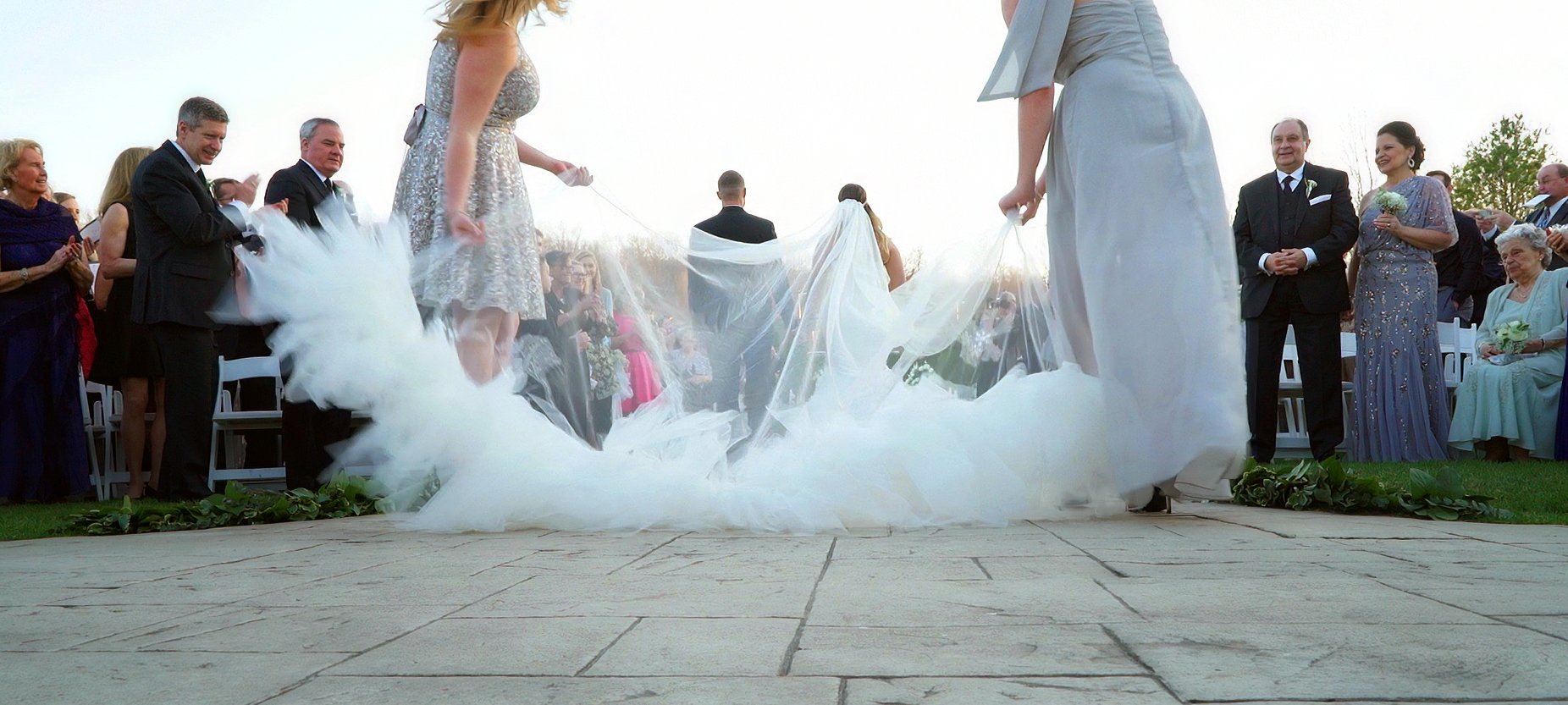 waterview-monroe-ct-ceremony-recessional.jpg