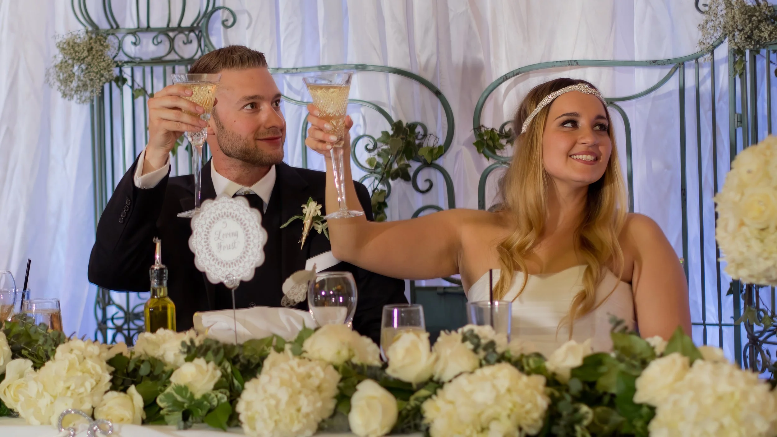 waterview-monroe-ct-toast-bride-groom.jpg