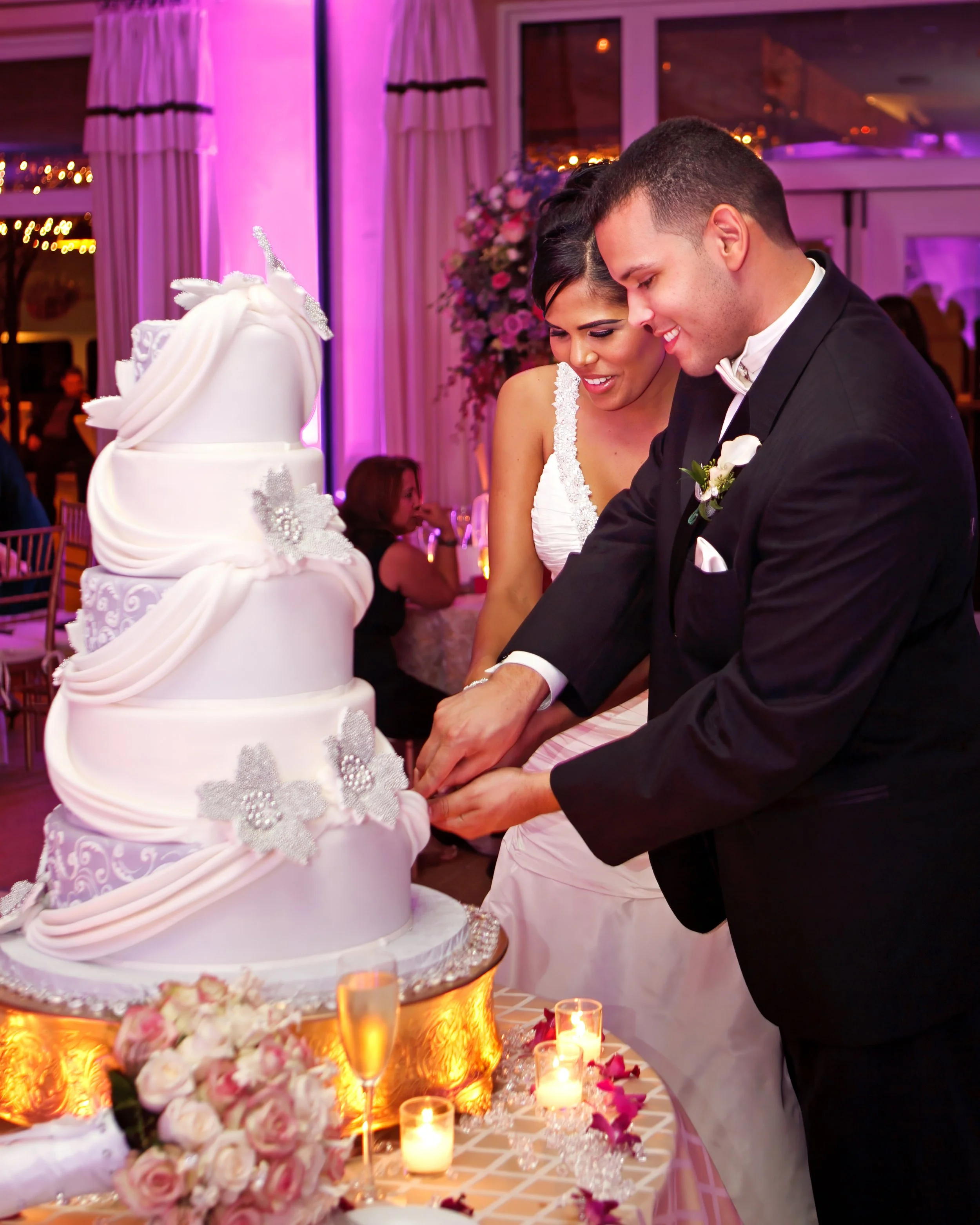Wedding Cake Cutting at Delamar Greenwich Harbor