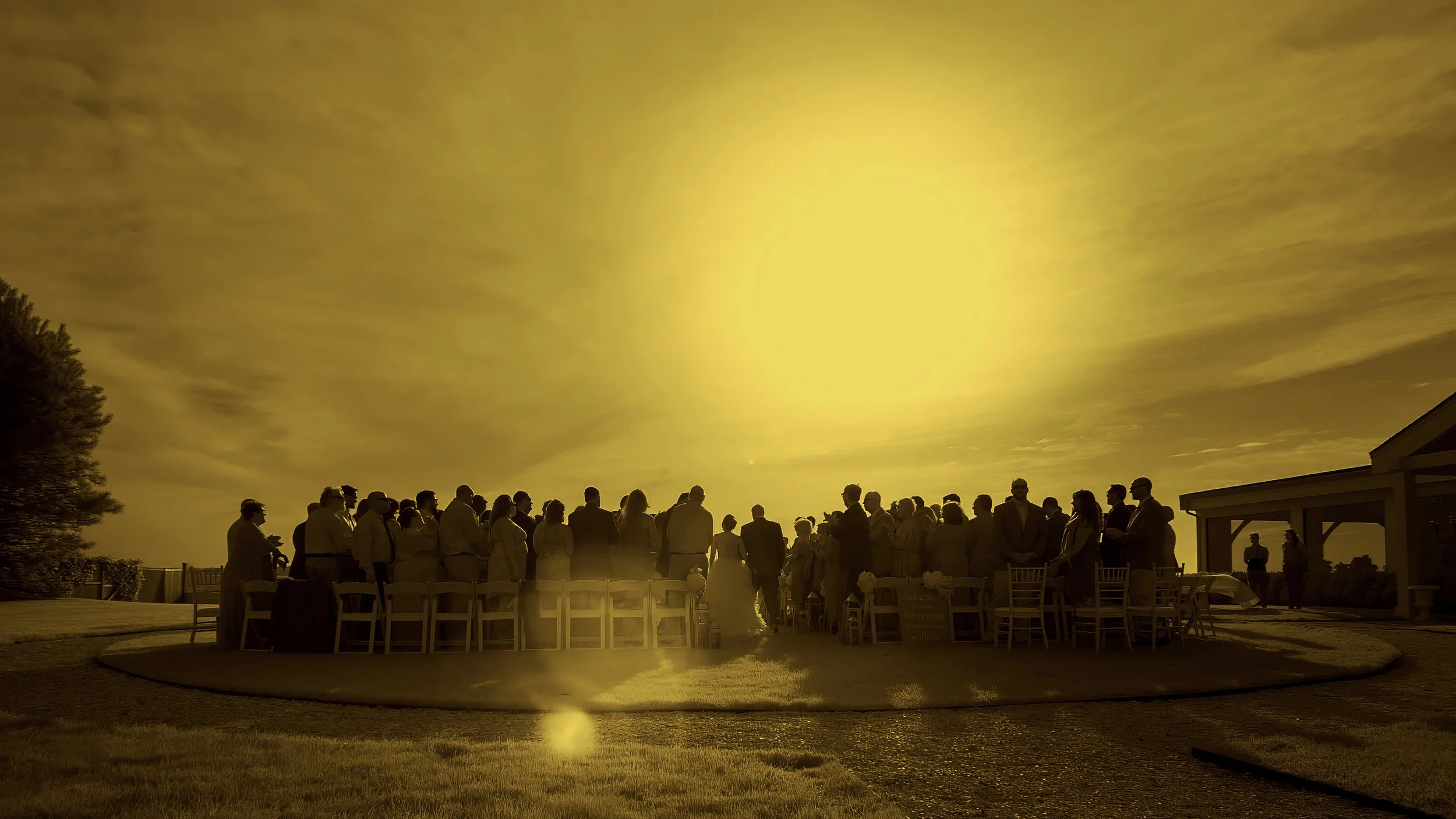 Father walks his daughter down the aisle in Newport RI