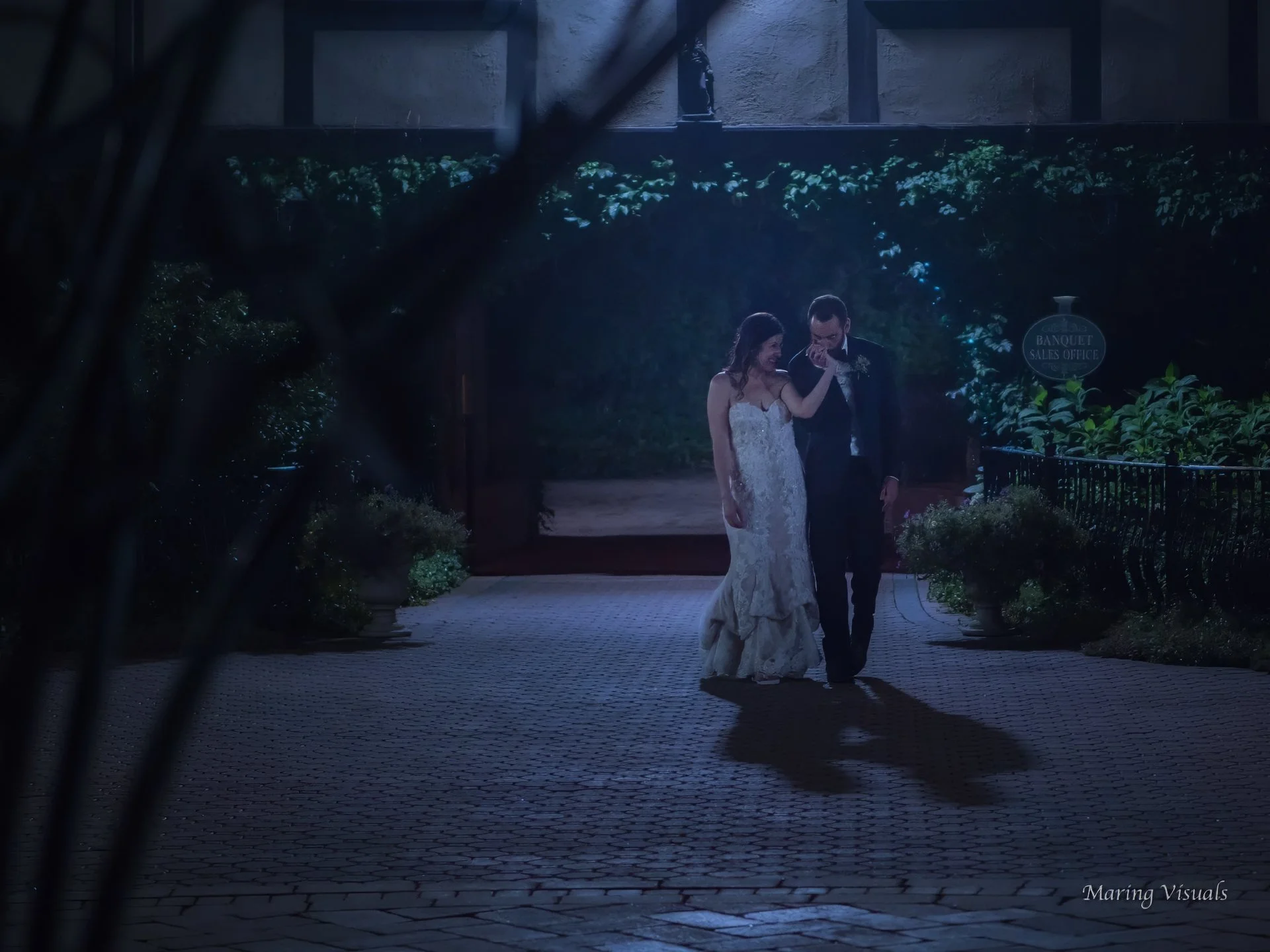 A late night walk at Saint Clements Castle