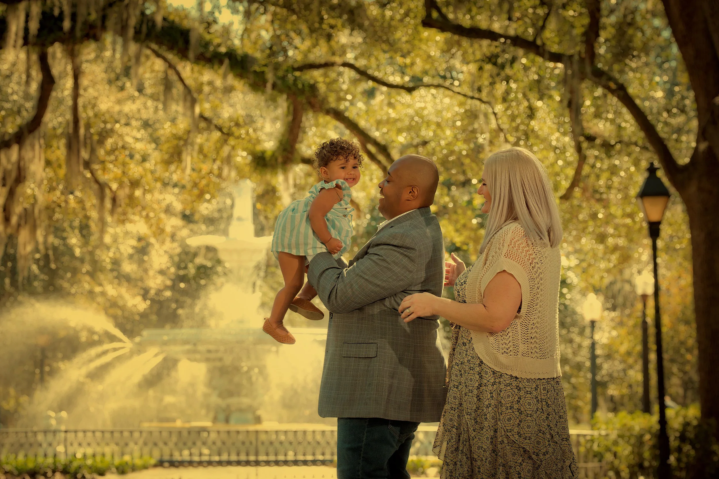 New family portraits in Forsyth Park Savannah GA