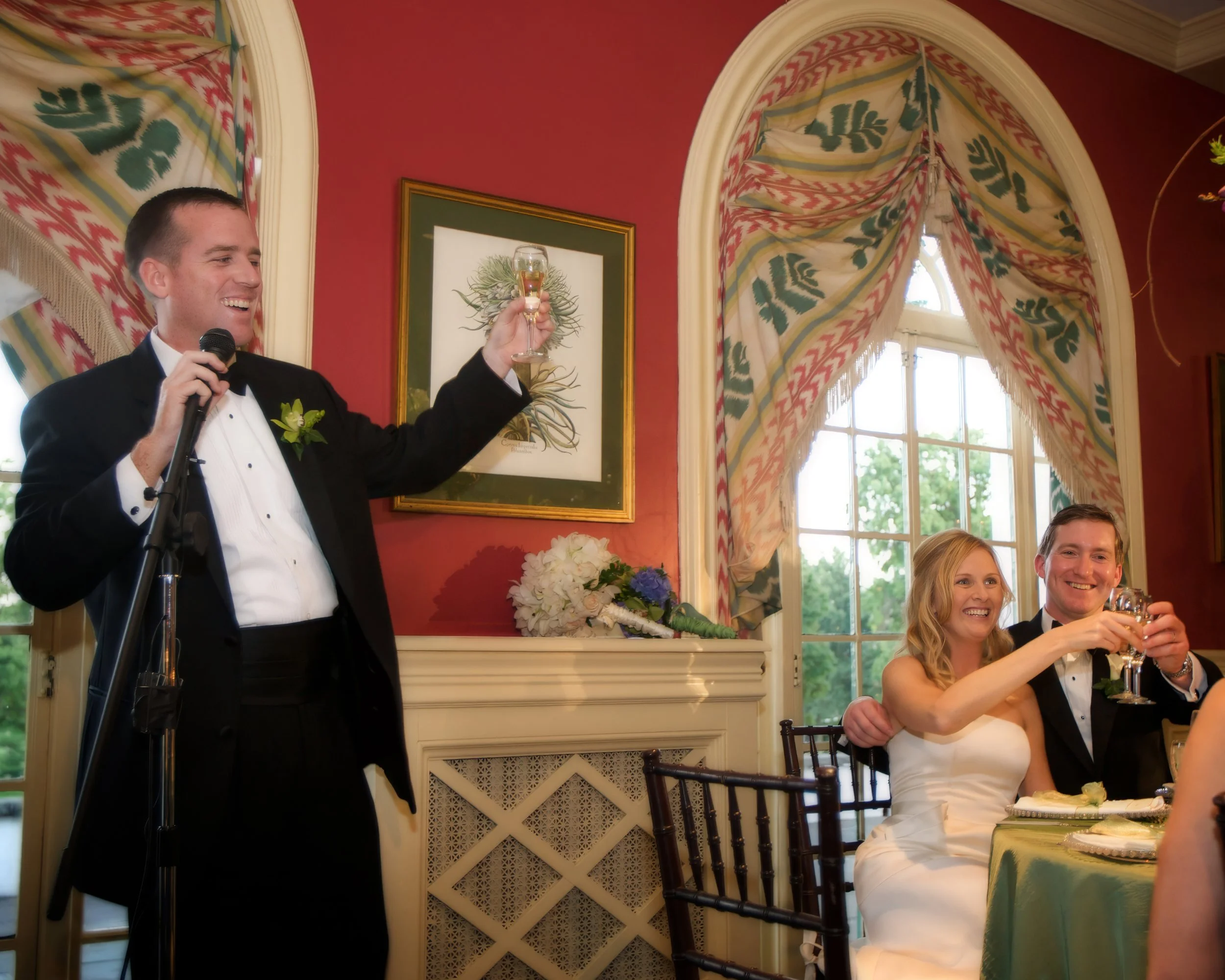 Best man delivers a heartfelt toast to the bride and groom at Siwanoy Country Club.