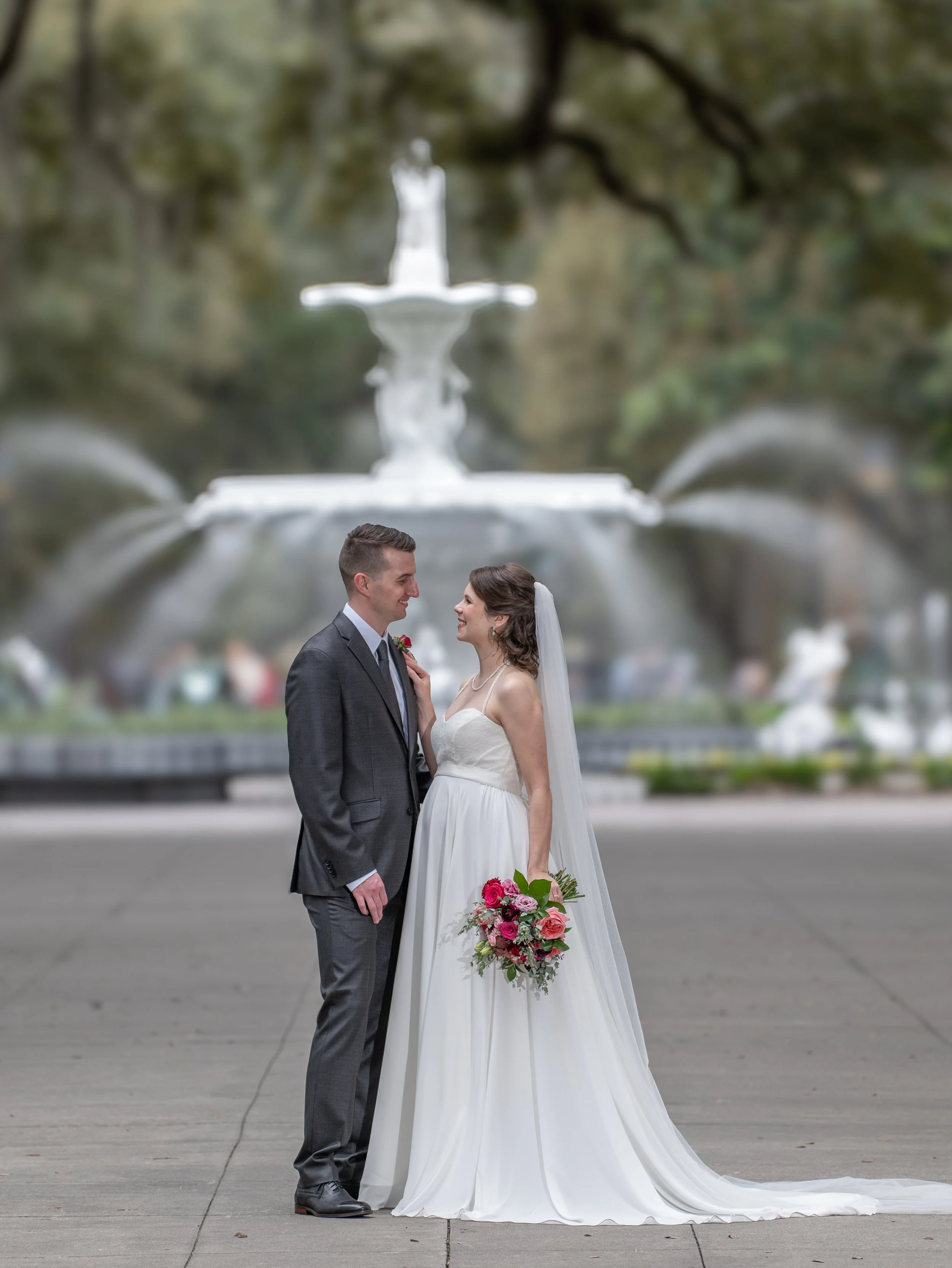 Forsyth Park elopement packages couple portraits at fountain Savannah iconic wedding photography angles