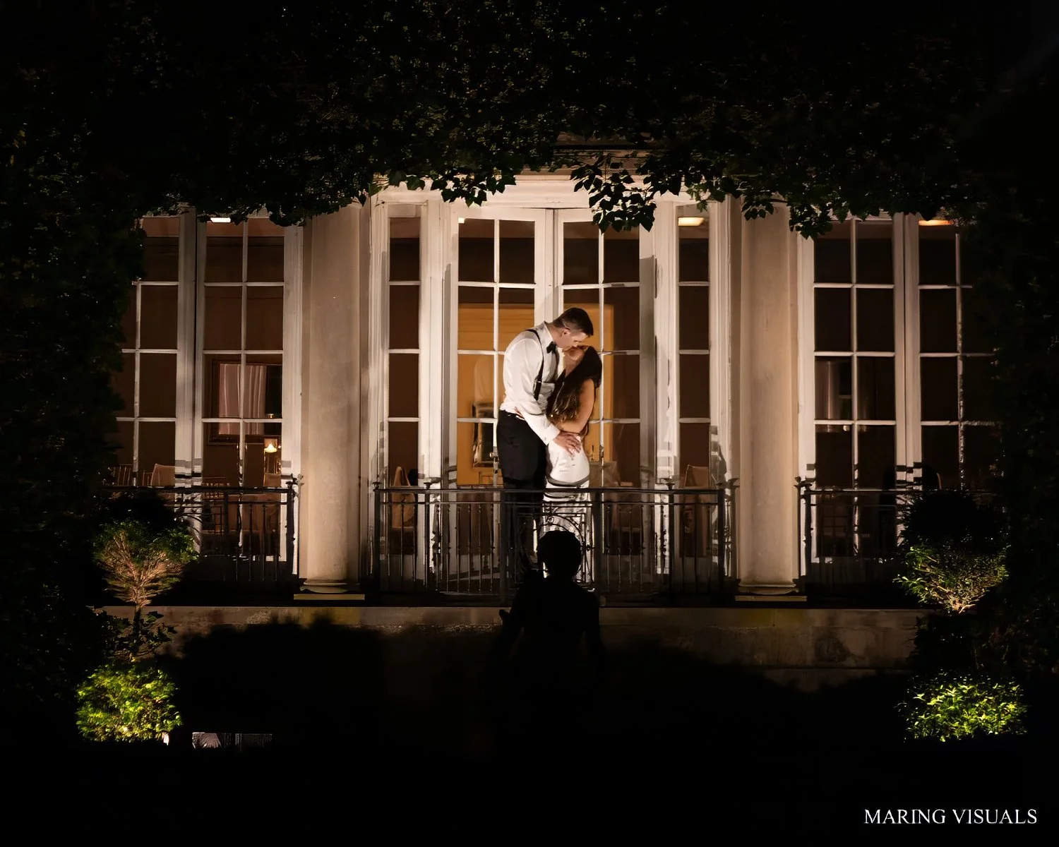 Last kiss during a wedding at Lord Thompson Manor
