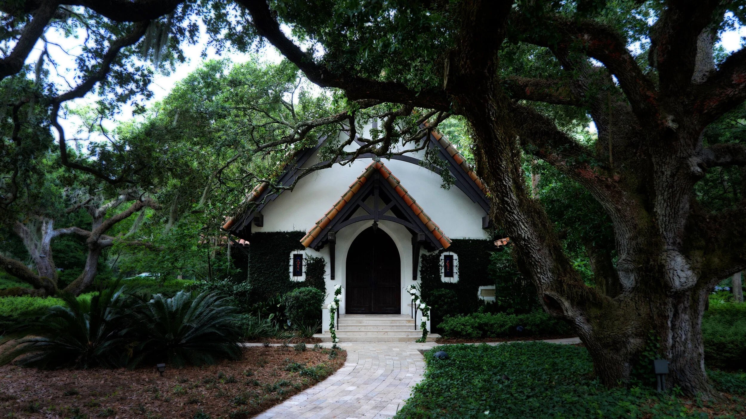 The wedding chapel under the live oaks at Sea Island Resort