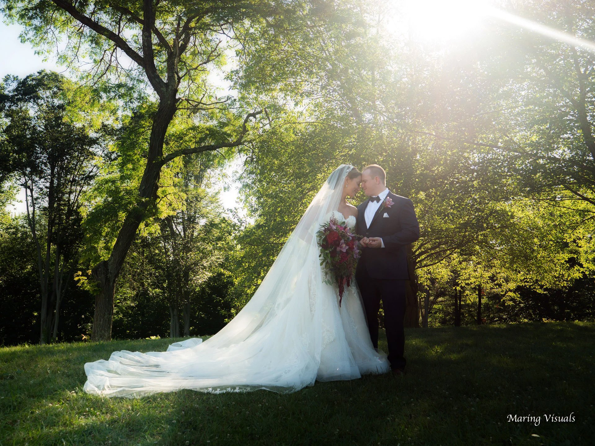 Wedding portraits at Whispering Oaks Norwalk Connecticut