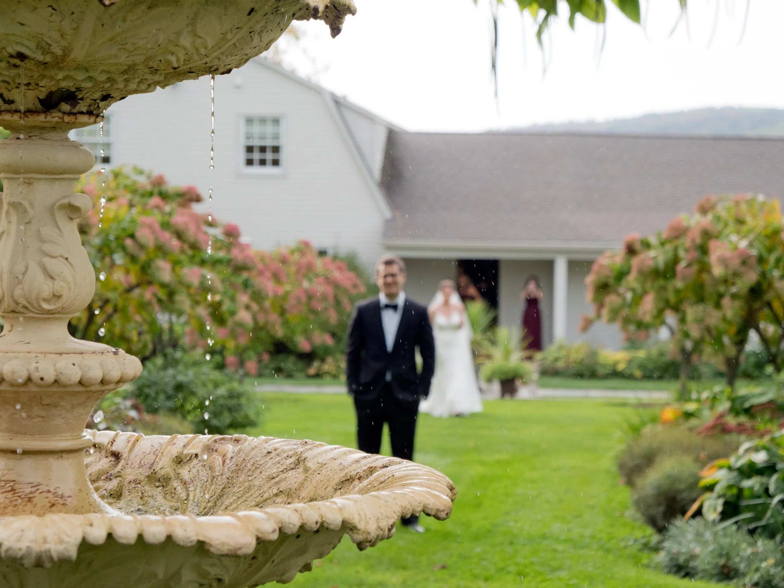 The first look at a wedding at Lion Rock Farm Connecticut
