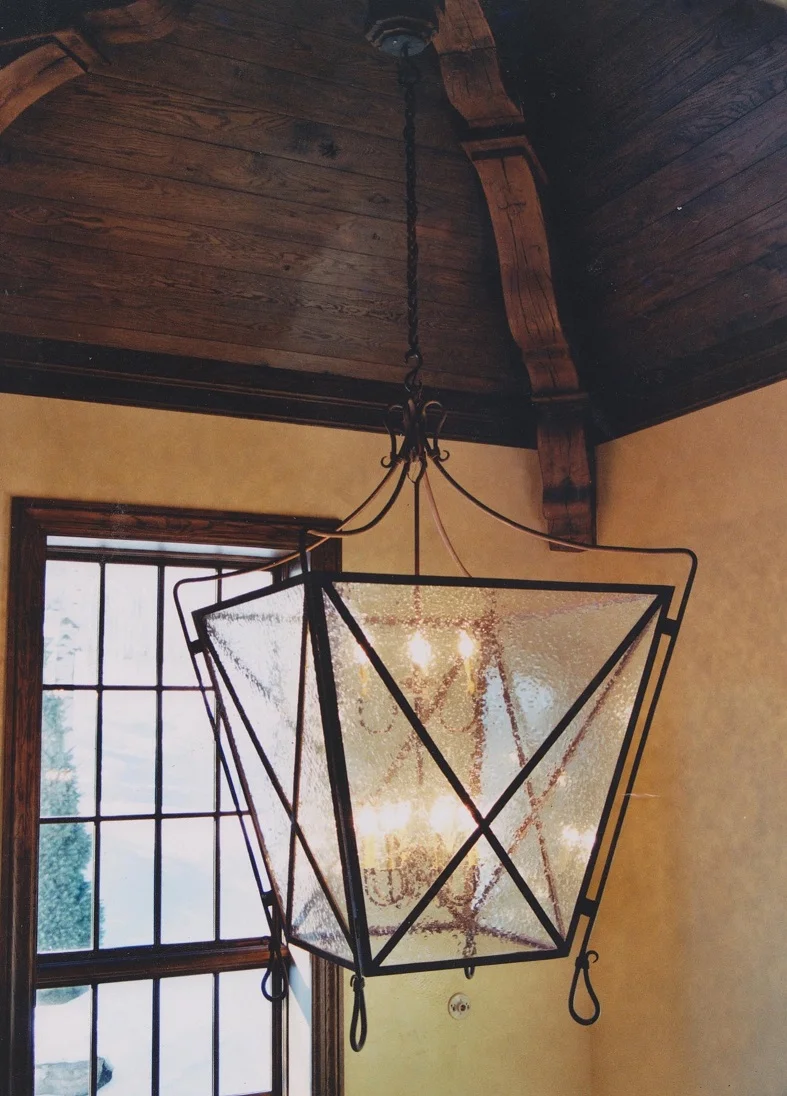 This pendant measures 6 ft. tall!
