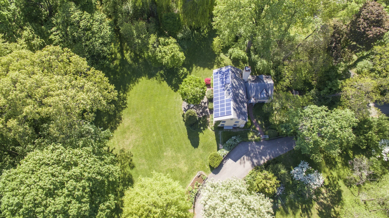 6110 Ardleigh St_alcovemedia15.jpg