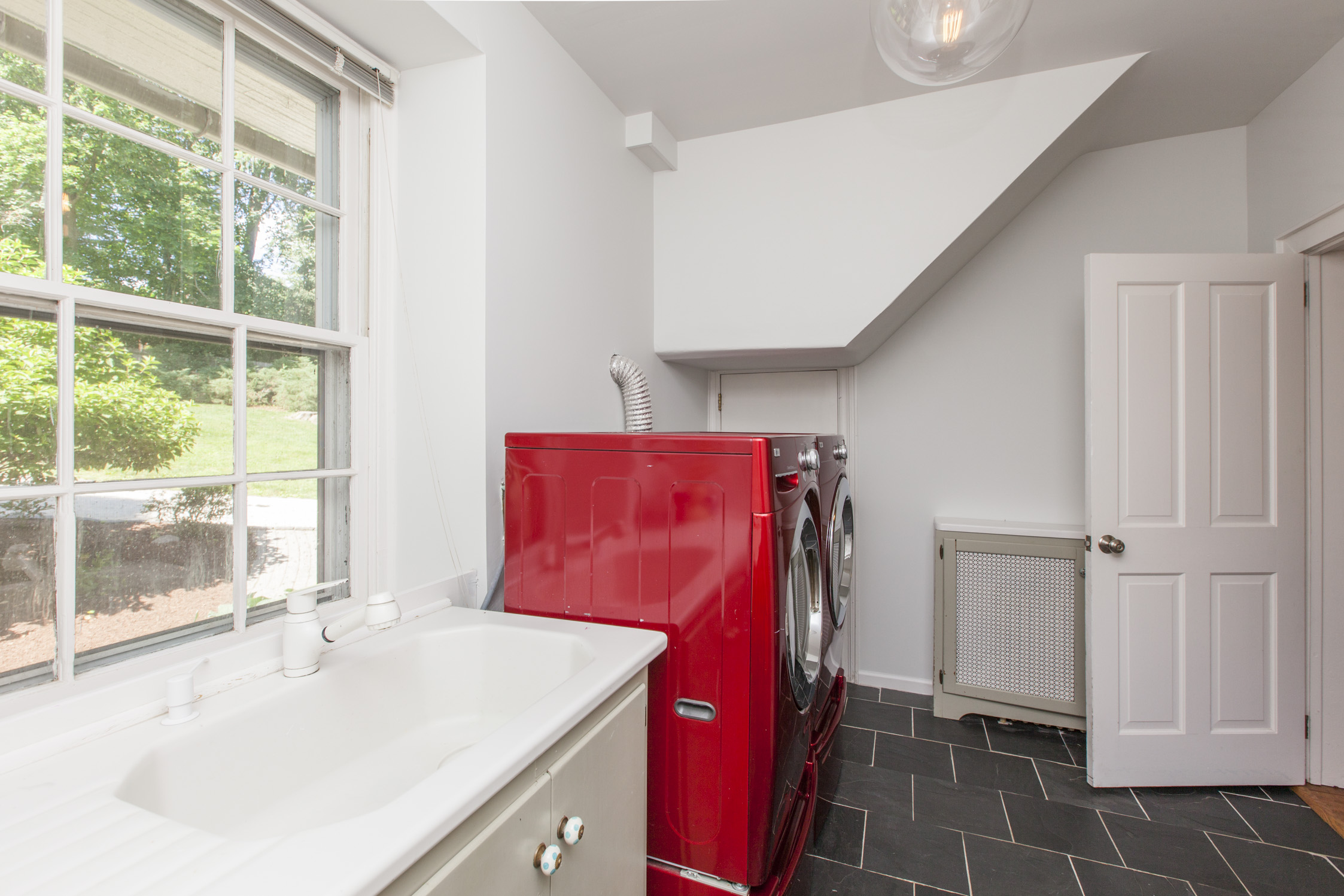 237 Exeter Rd_alcovemedia21.jpg