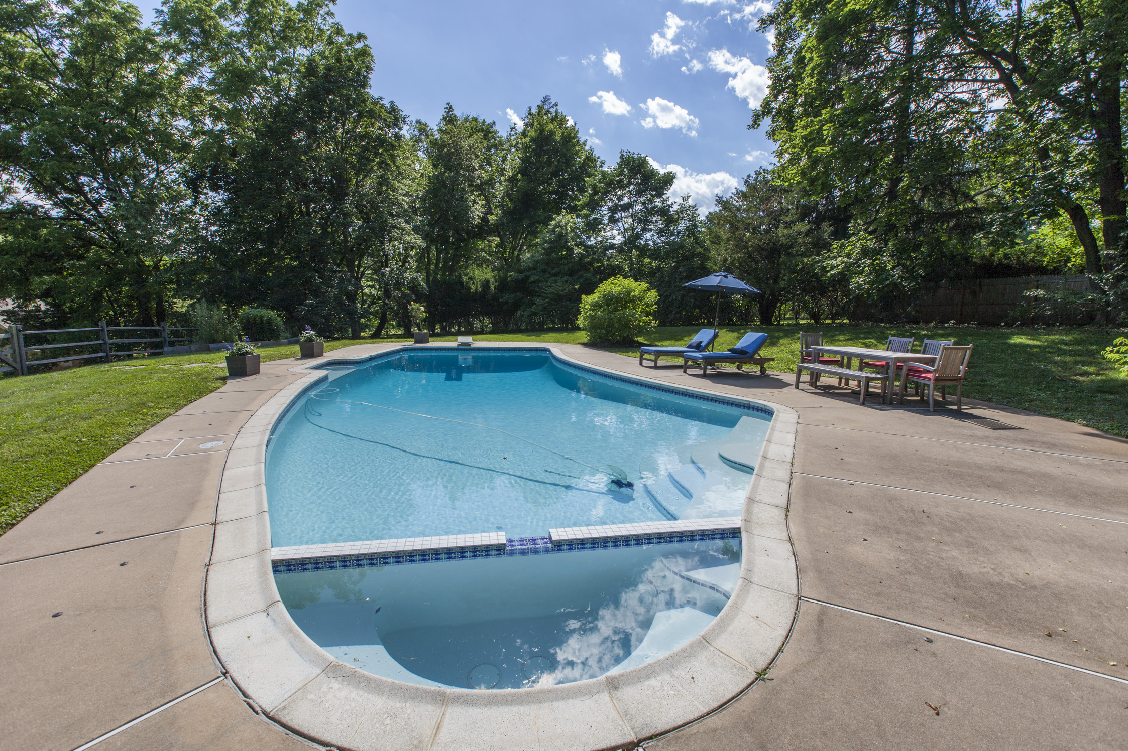 237 Exeter Rd_alcovemedia106.jpg