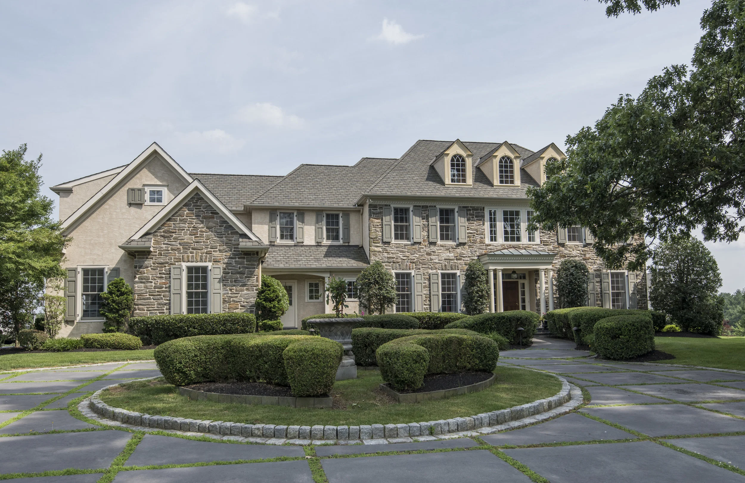 104 Water Mill Ln8.jpg