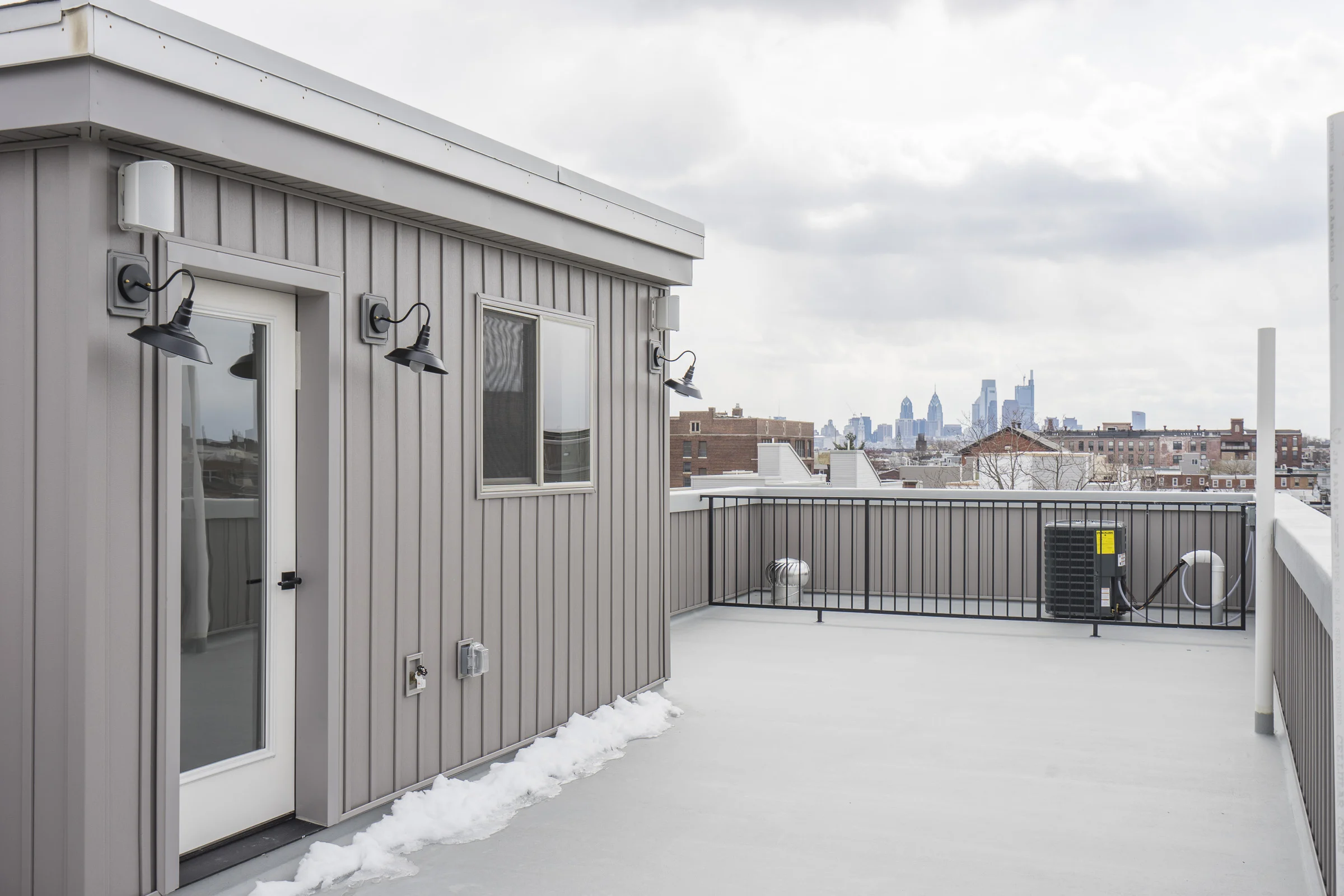 2011 E Huntingdon St_39.jpg