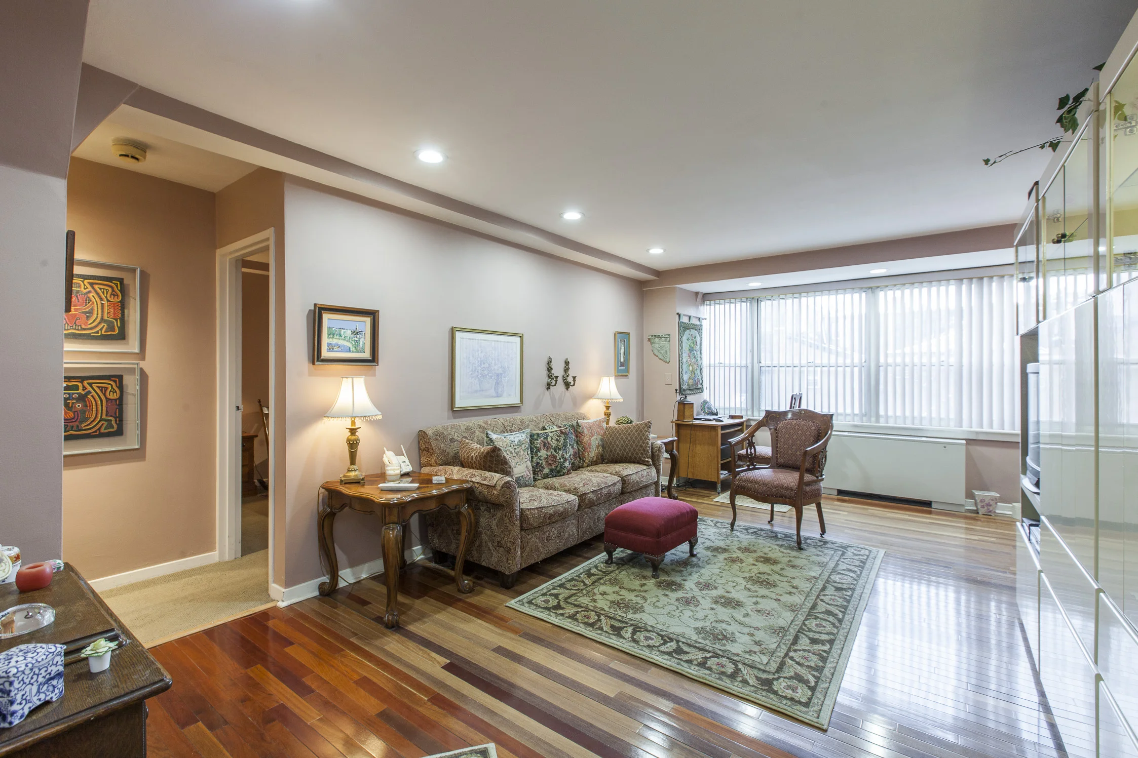 MLS 1806-18 Rittenhouse Sq Unit 31112.jpg