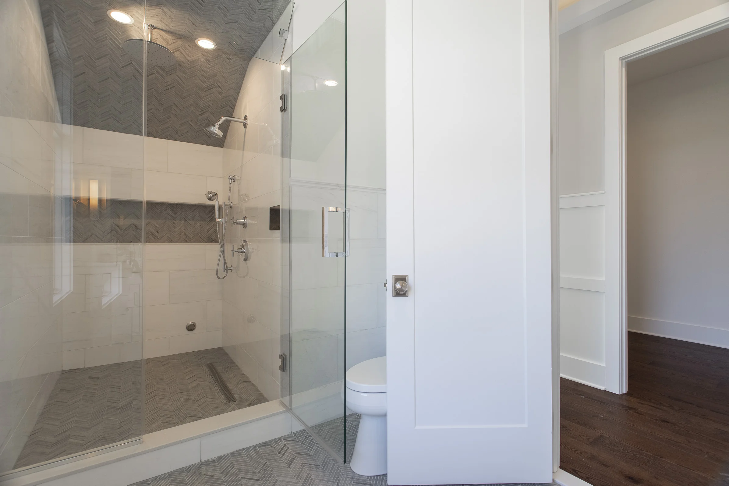 MLS 8719 Shawnee St_39.jpg
