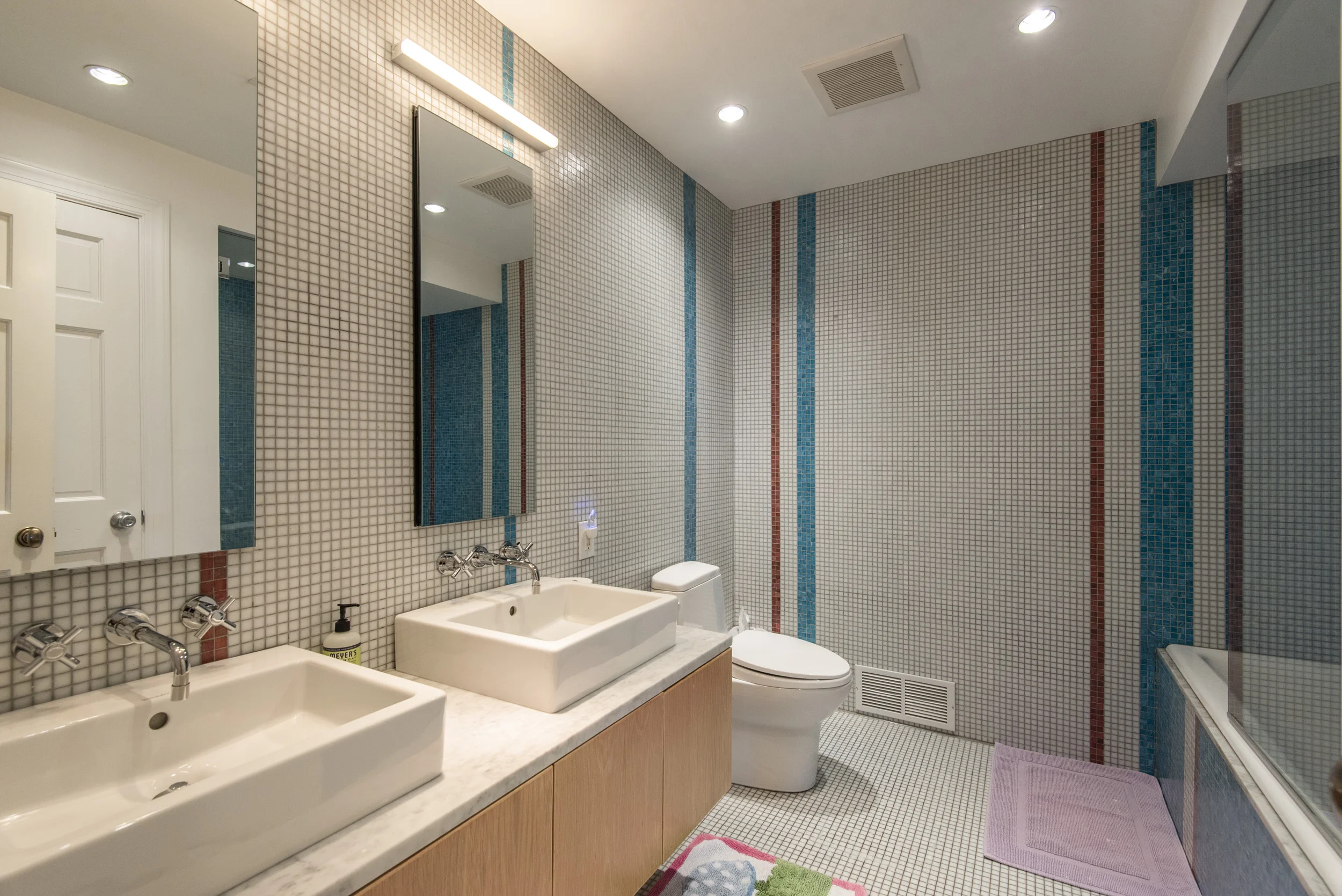 309 S 3rd St_digital_21.jpg