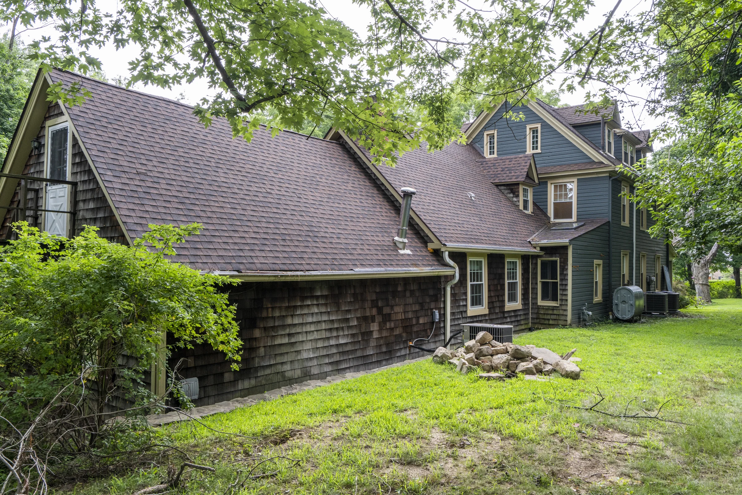 1416 Garrison Dr13.jpg