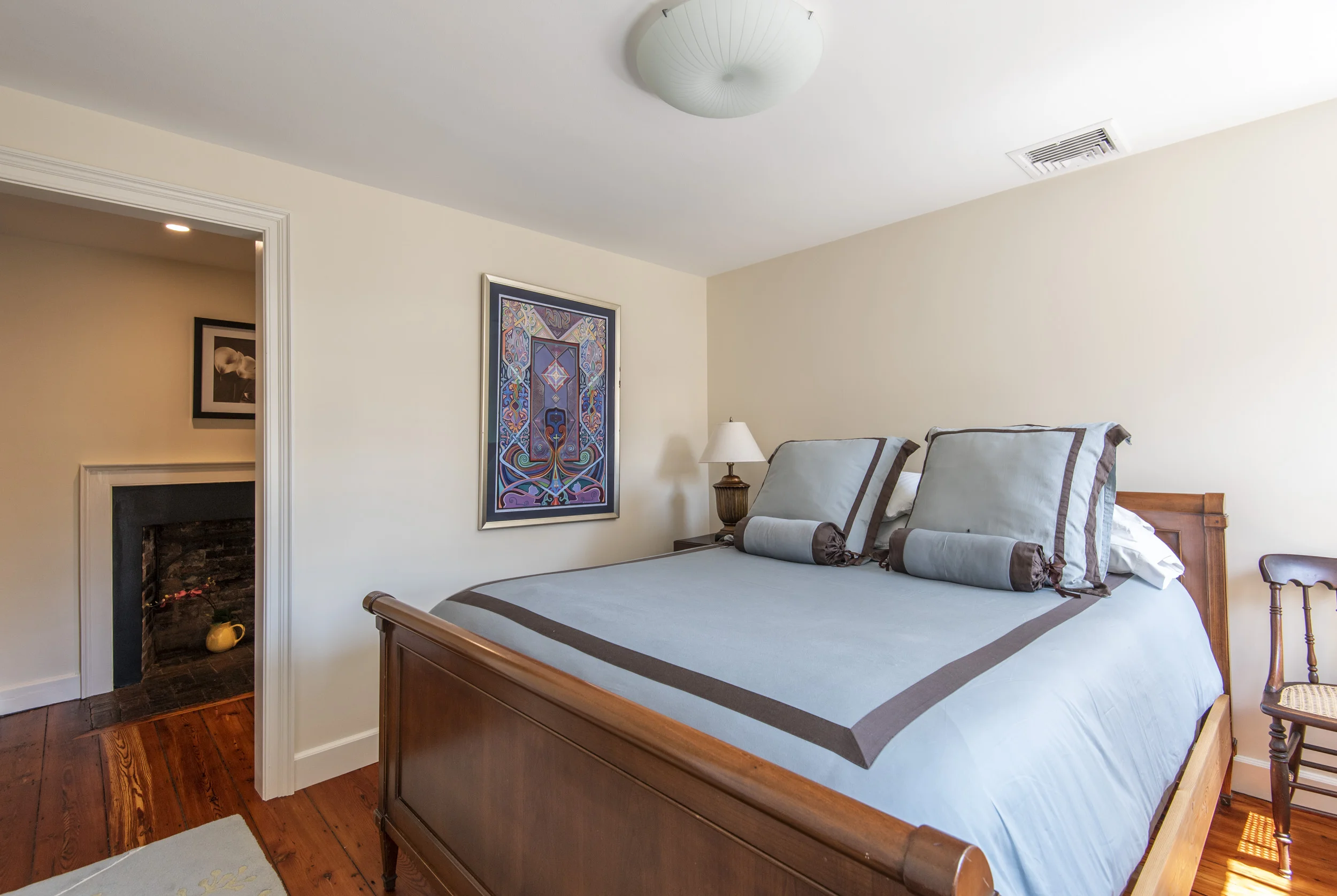 338 Spruce St_digital_4.jpg