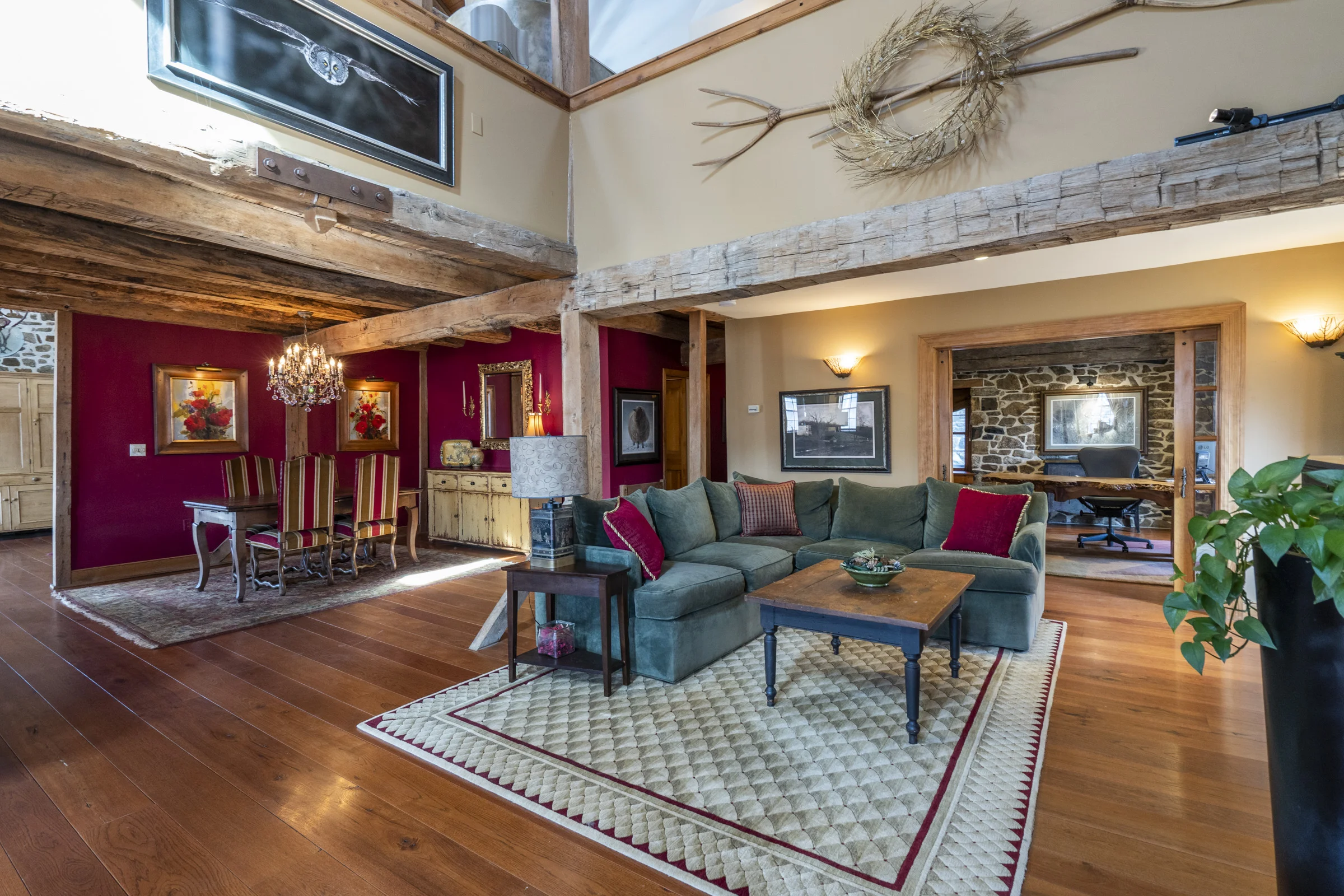 106 Hoffman Circle42.jpg