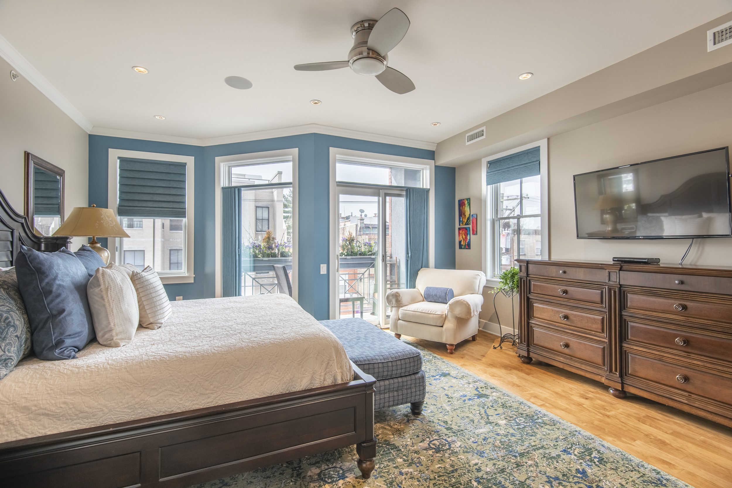 741 Bainbridge St_digital_26.jpg