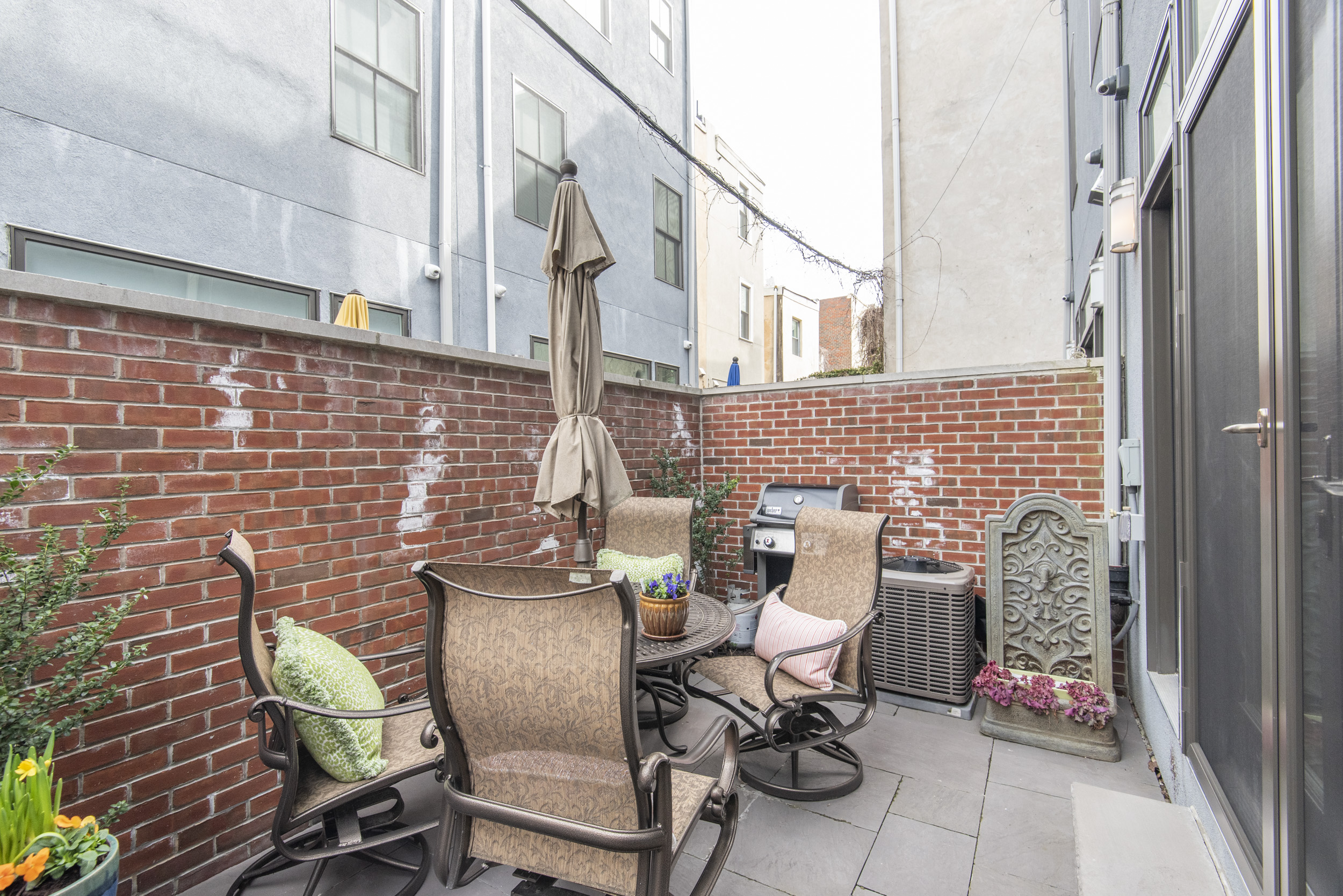 741 Bainbridge St_digital_36.jpg