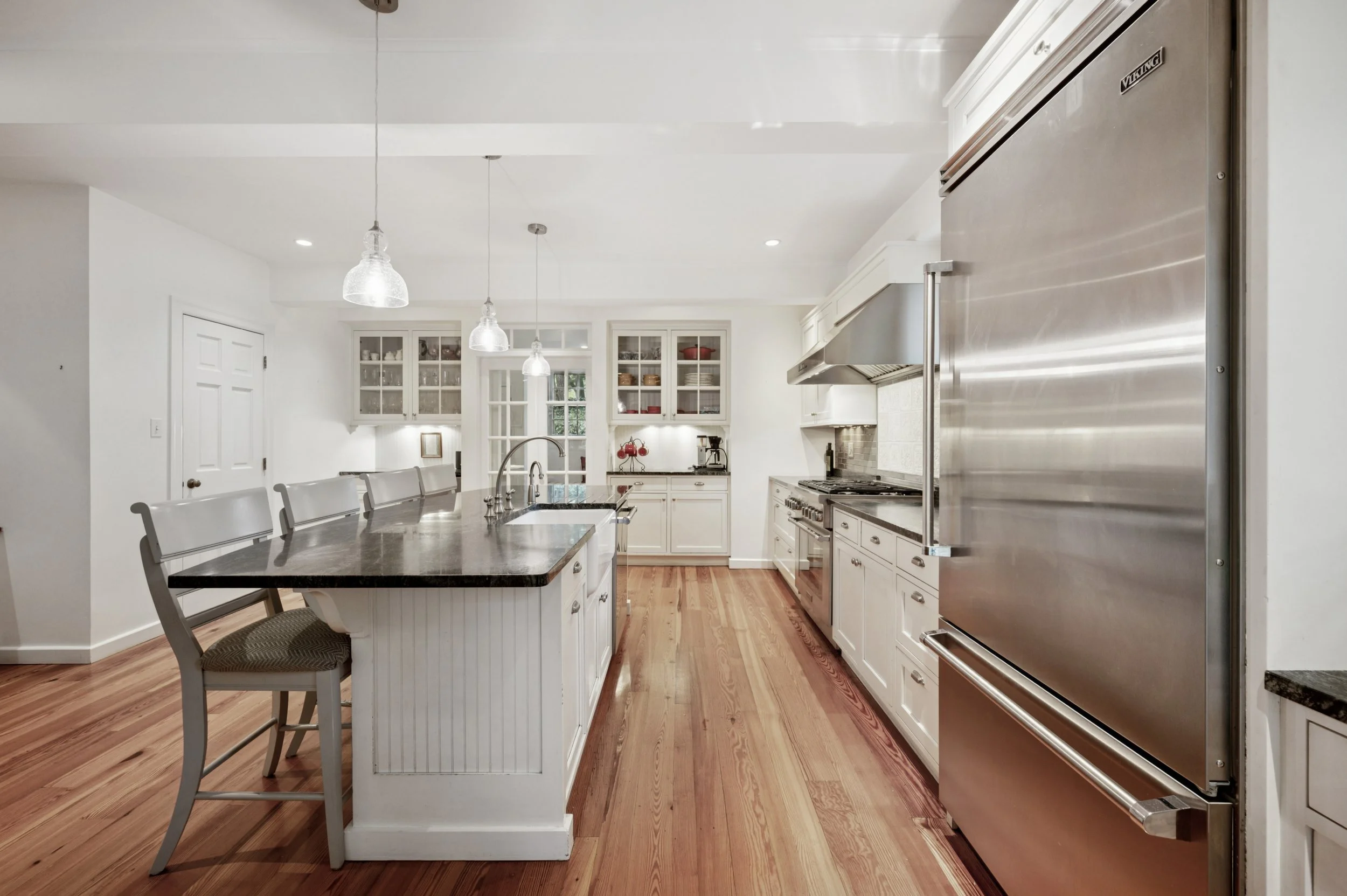 06-7004 Wissahickon Ave_06.jpg