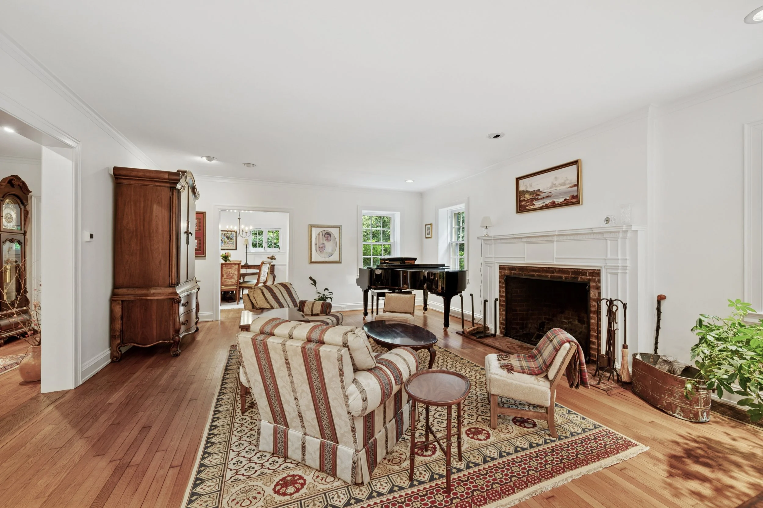 15-7004 Wissahickon Ave_15.jpg