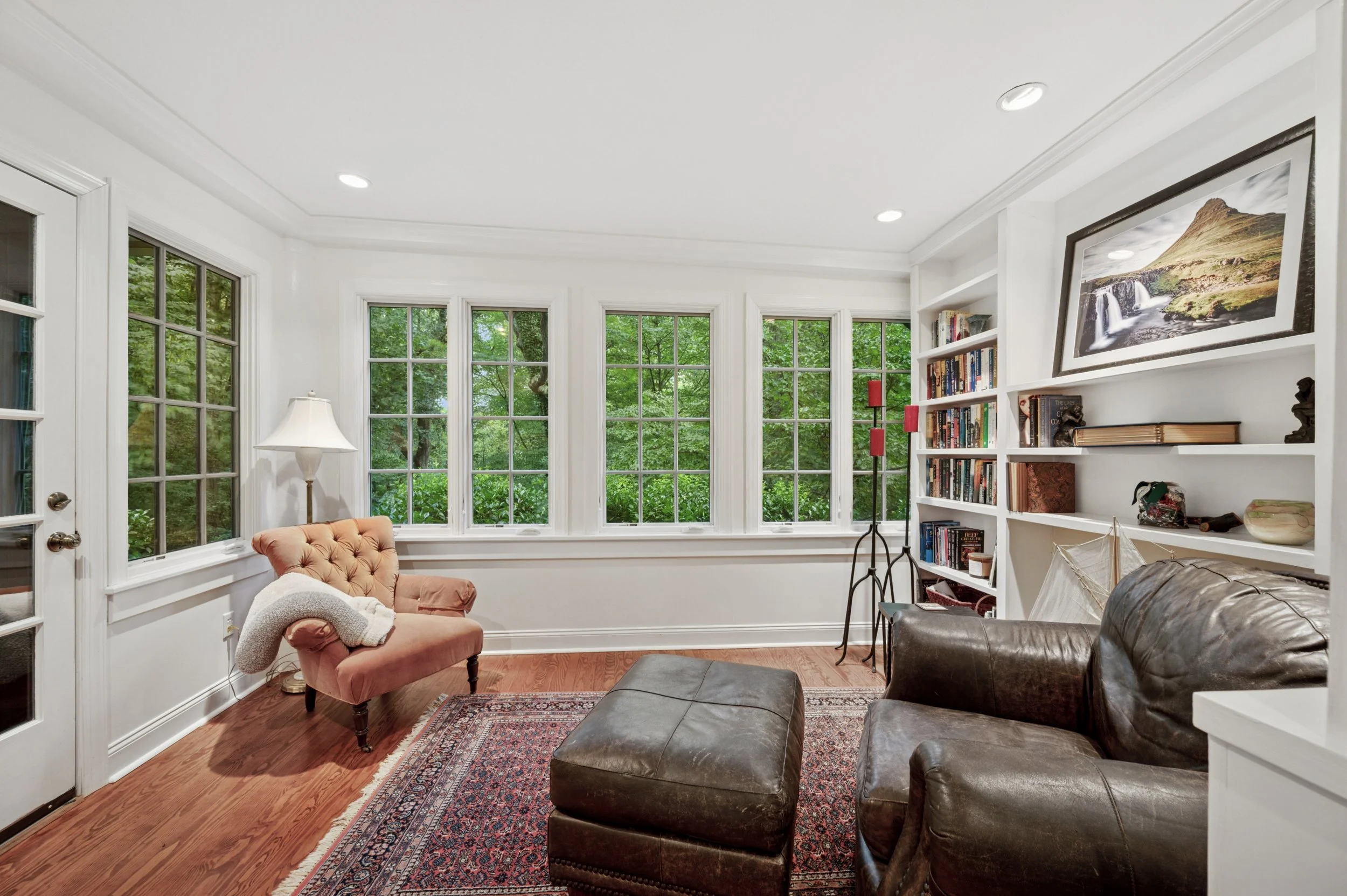 18-7004 Wissahickon Ave_18.jpg