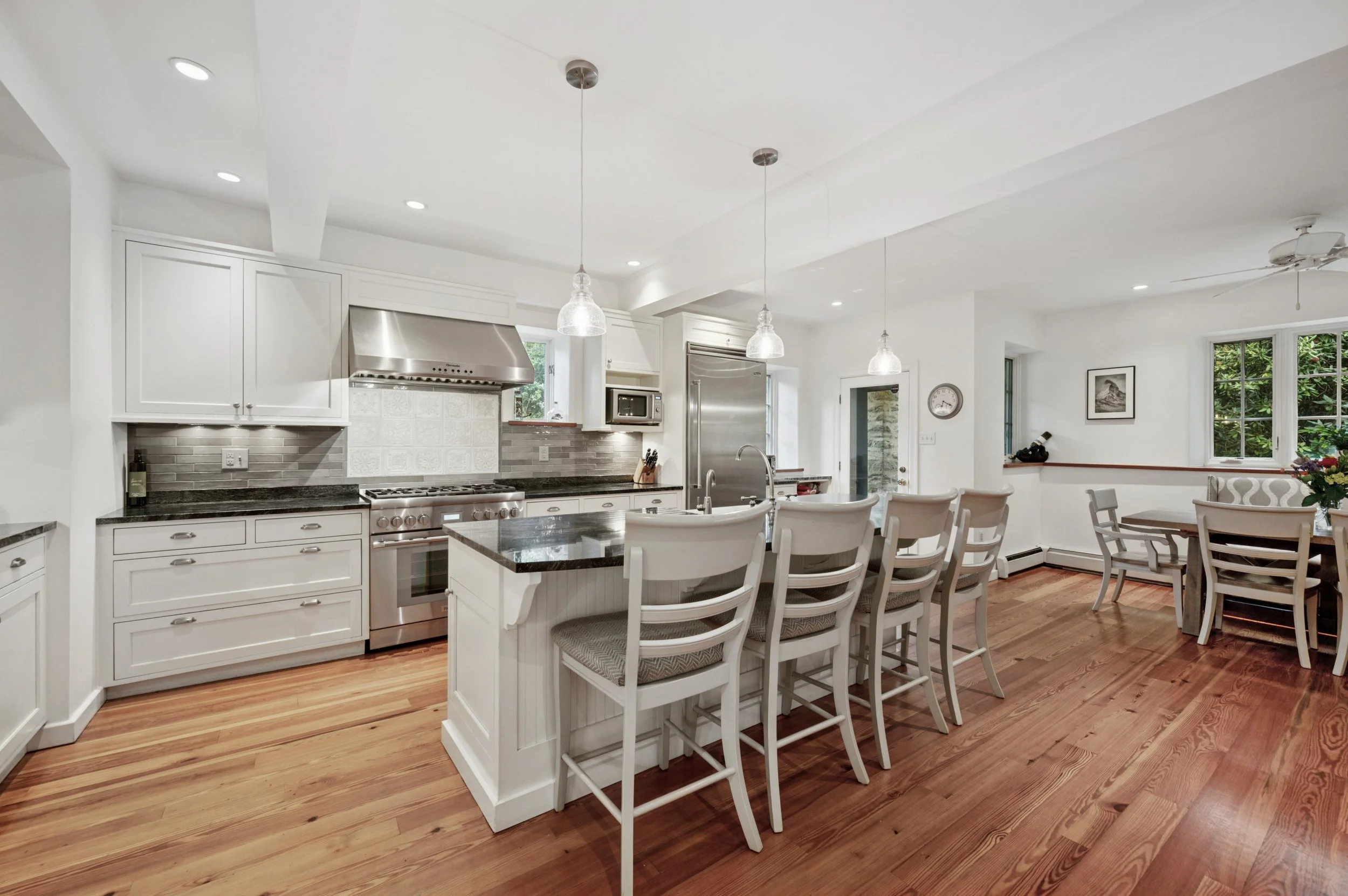 03-7004 Wissahickon Ave_03.jpg