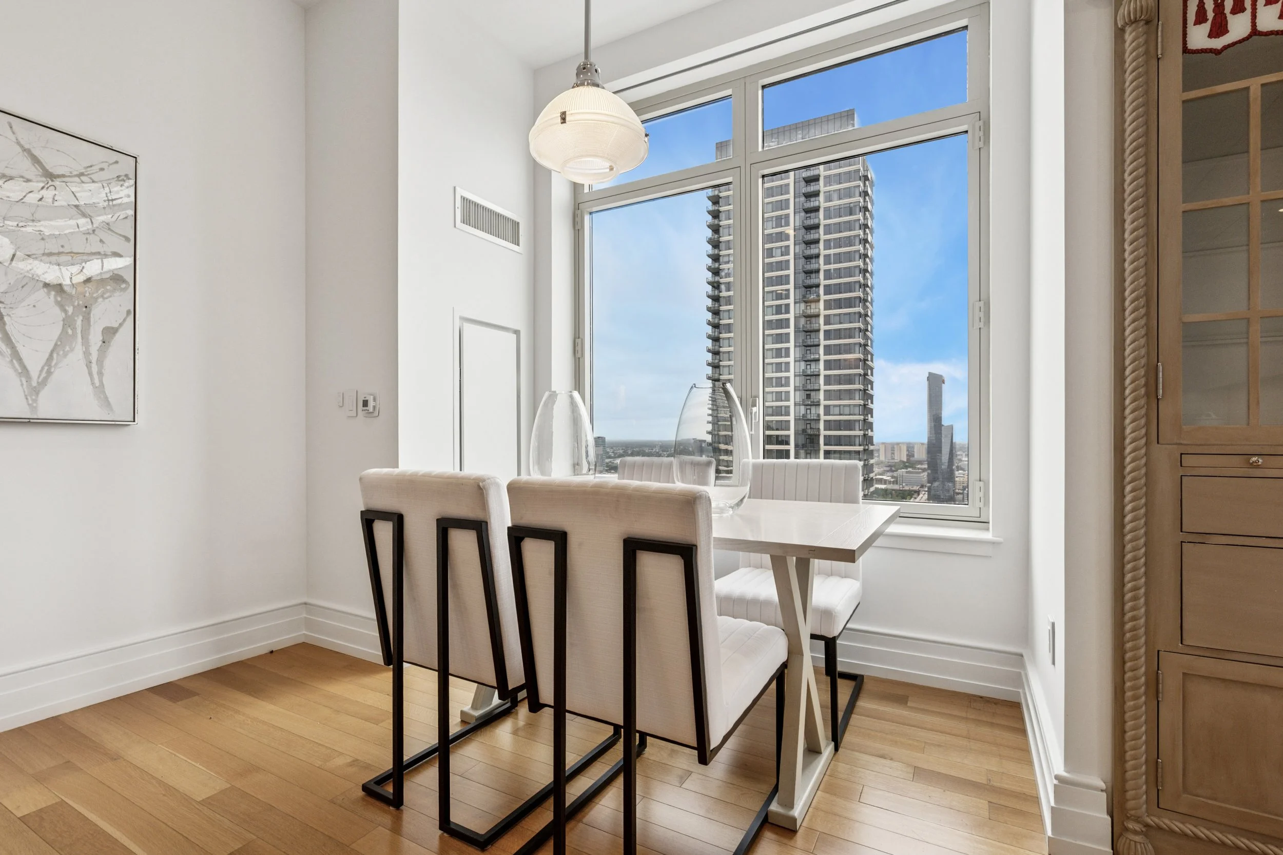 08-130 S 18th St_08.jpg