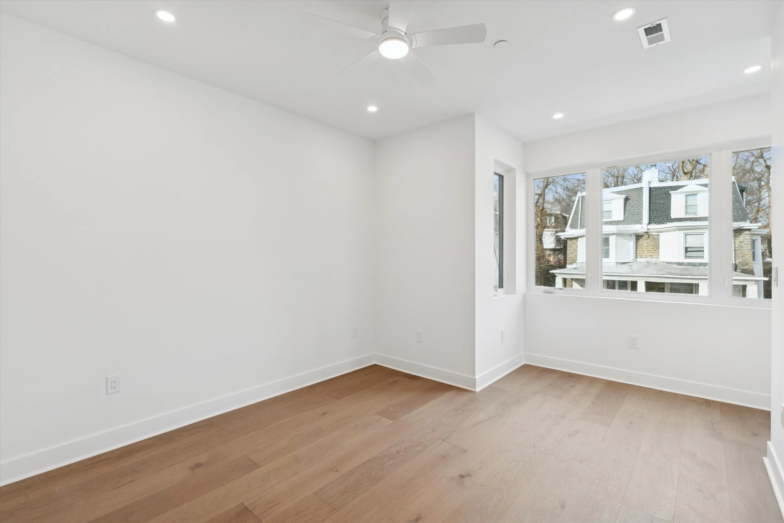18-530 Brinton St18.jpg