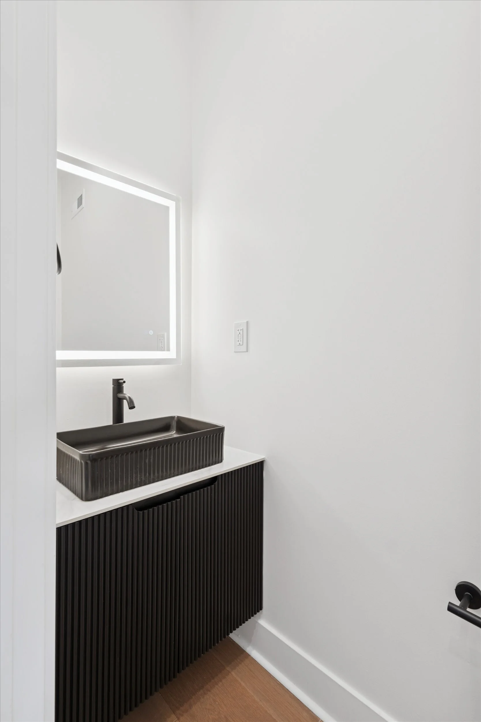 24-530 Brinton St24.jpg