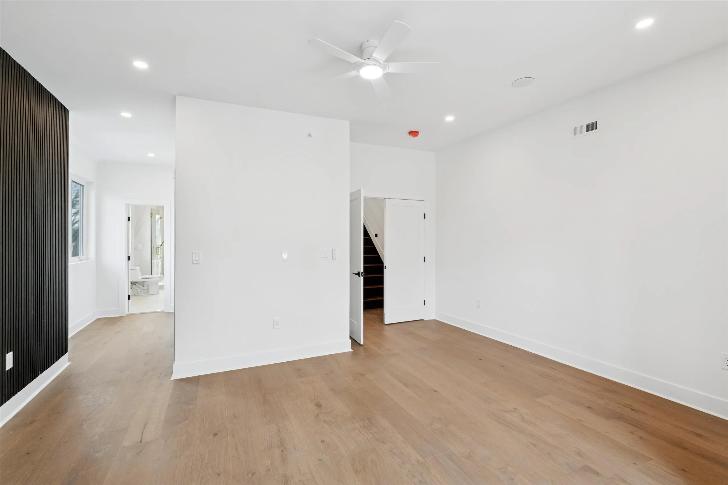 26-530 Brinton St26.jpg