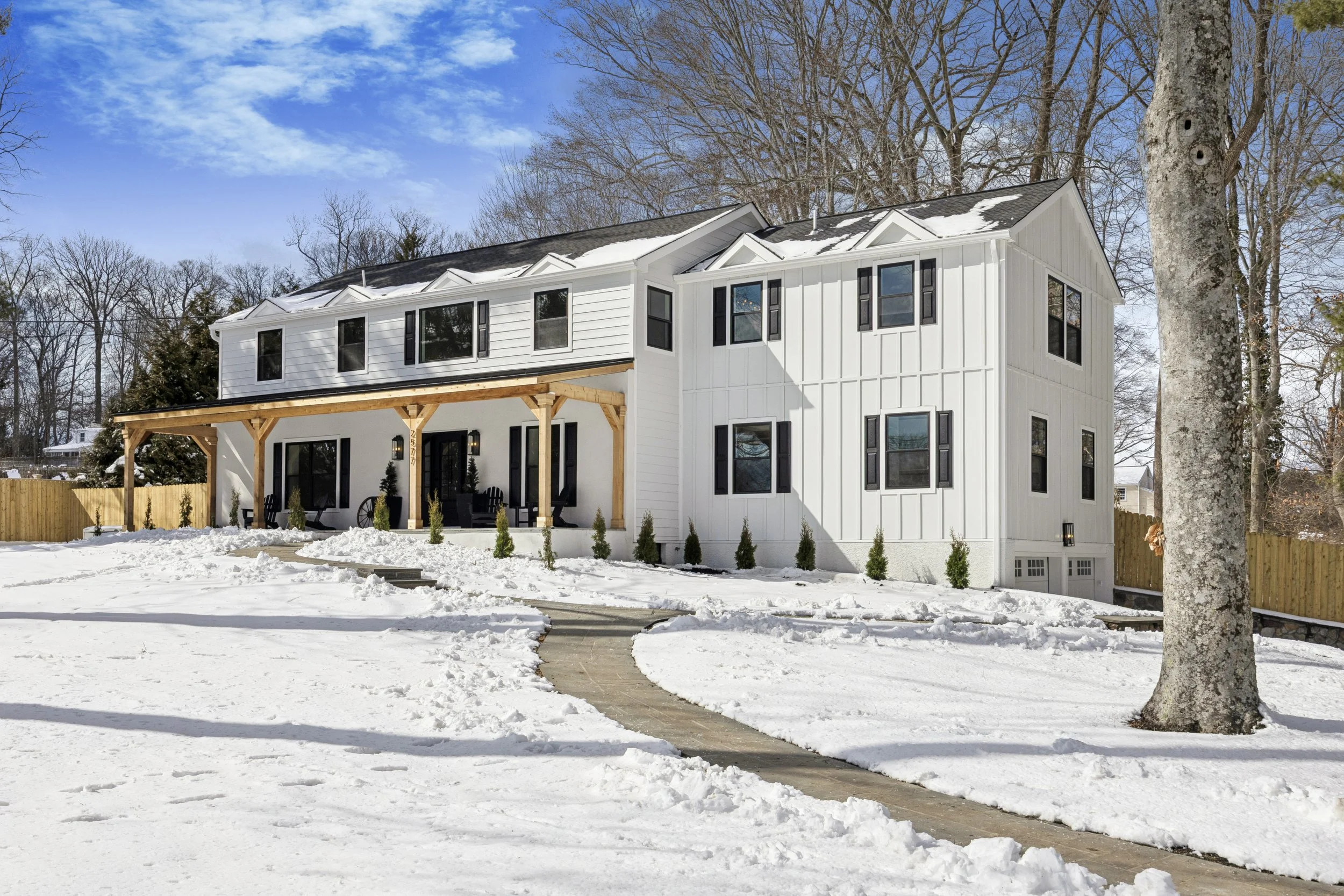 2577 Wayland Rd_01.jpg